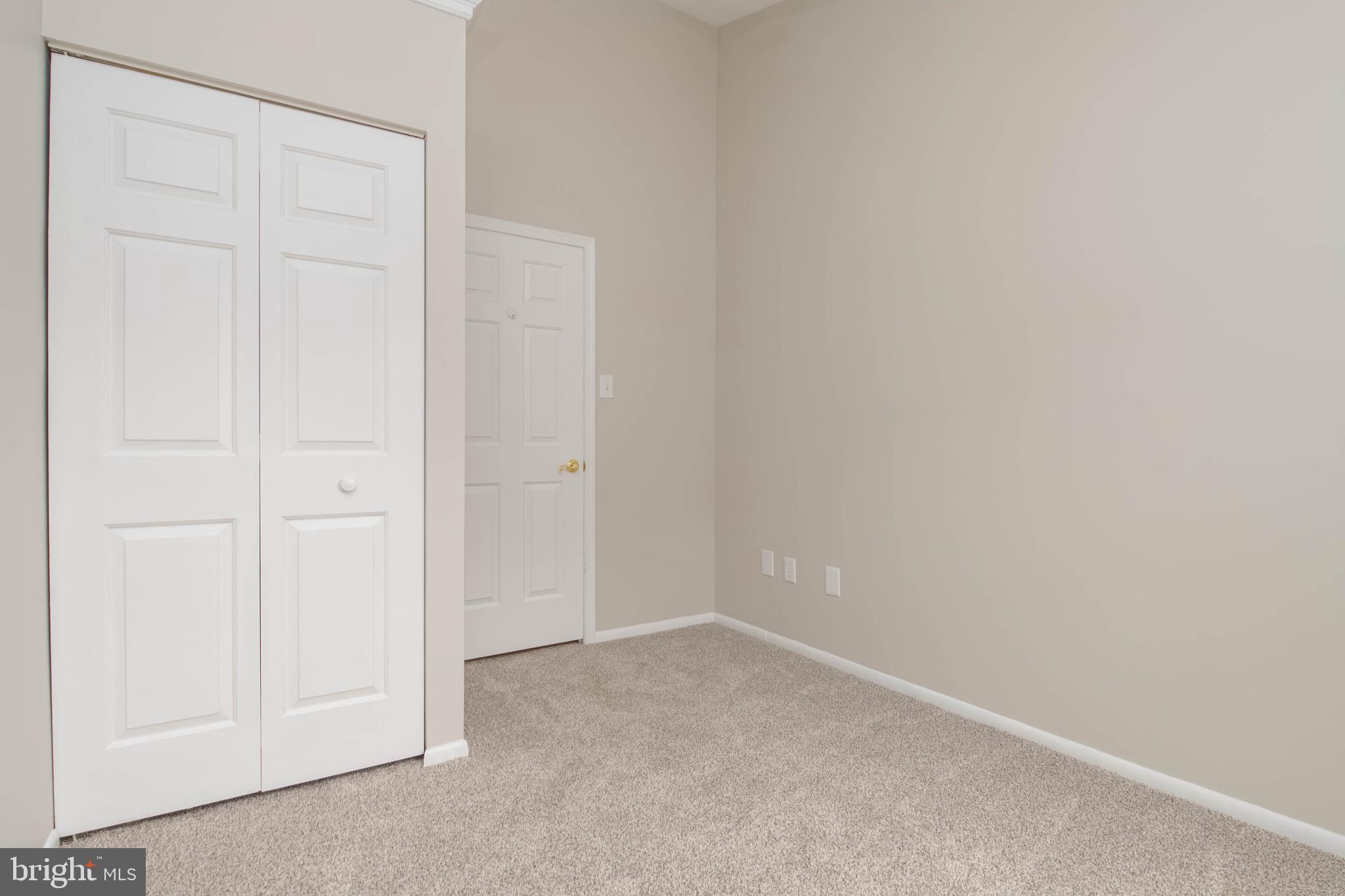 LOVETON FARMS - Residential Lease