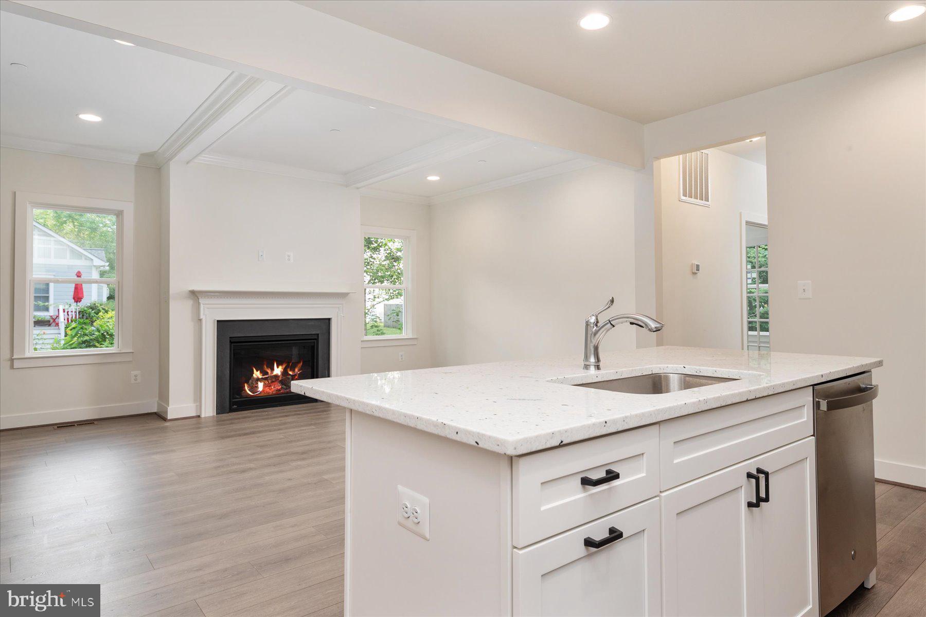 HOLLAND POINT - Residential