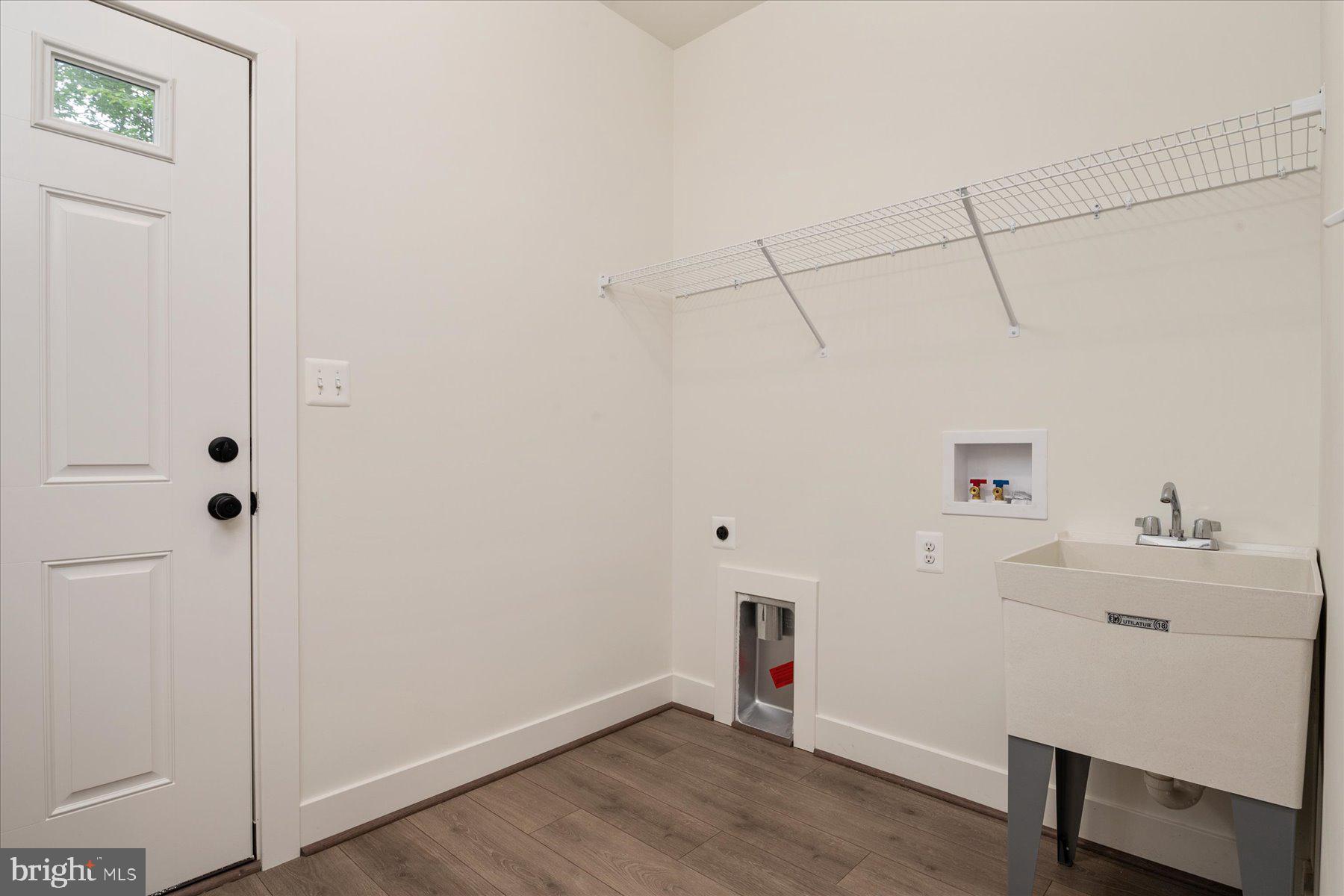 HOLLAND POINT - Residential