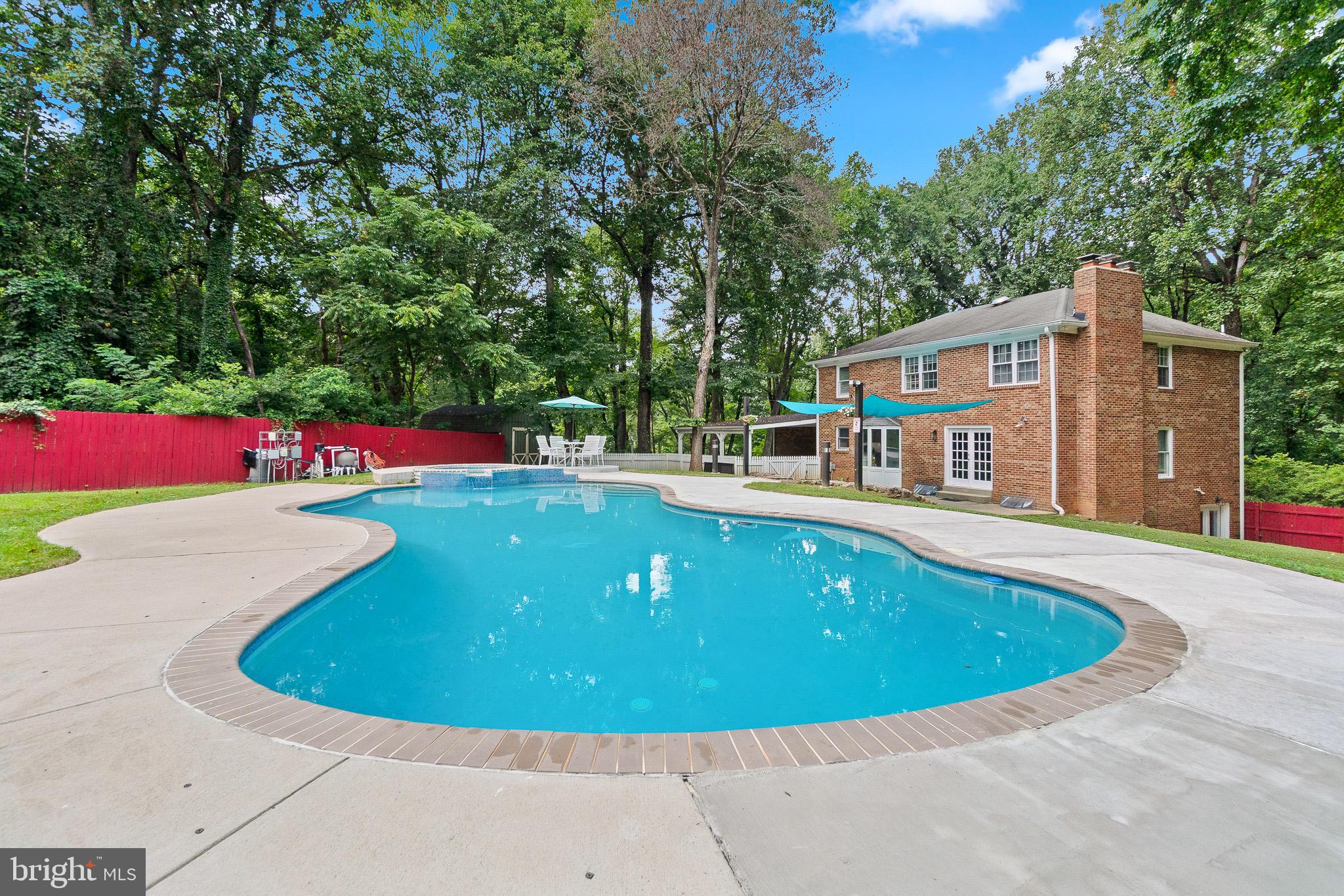 8117 WHIRLWIND COURT