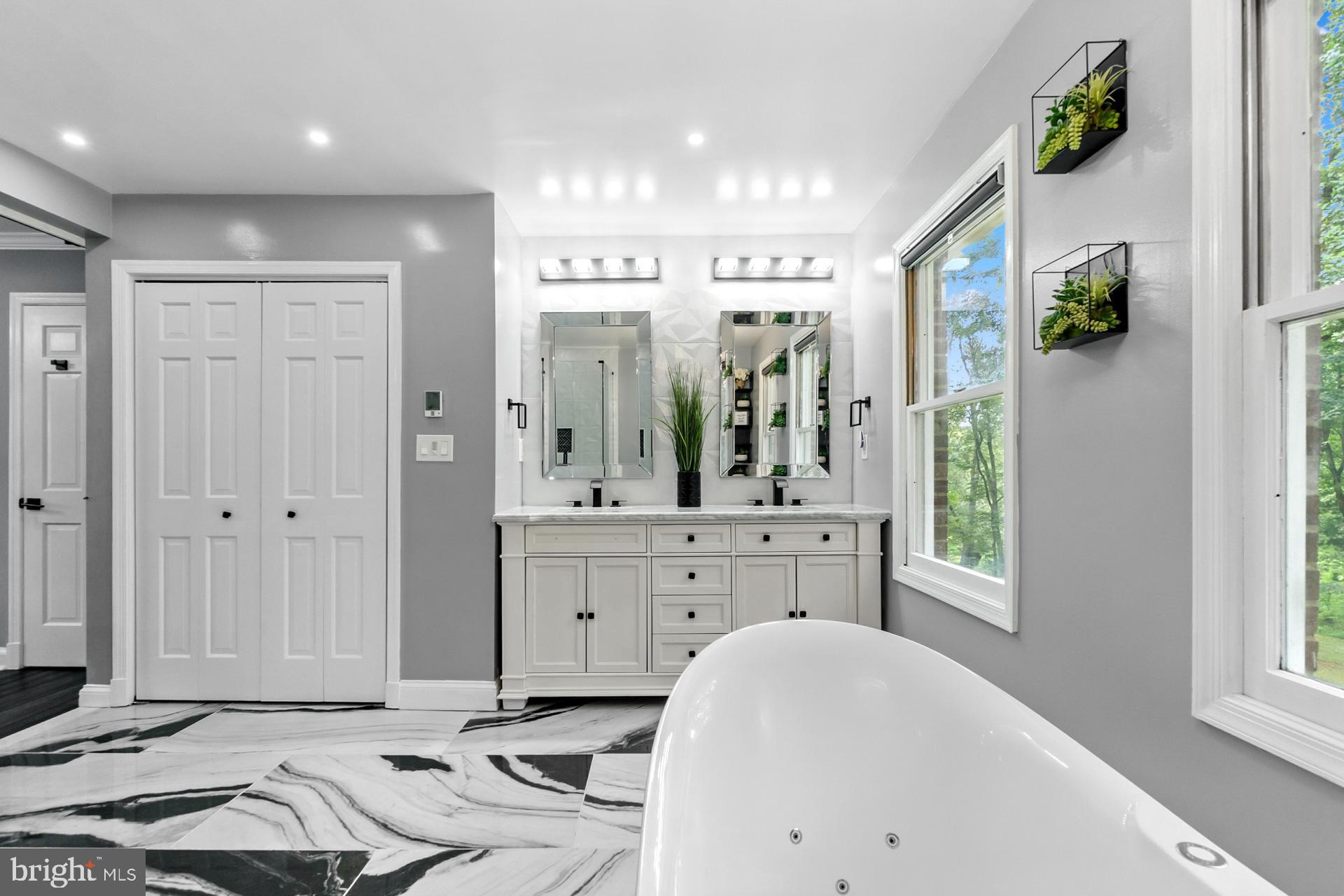 GOSHEN ESTATES - Residential