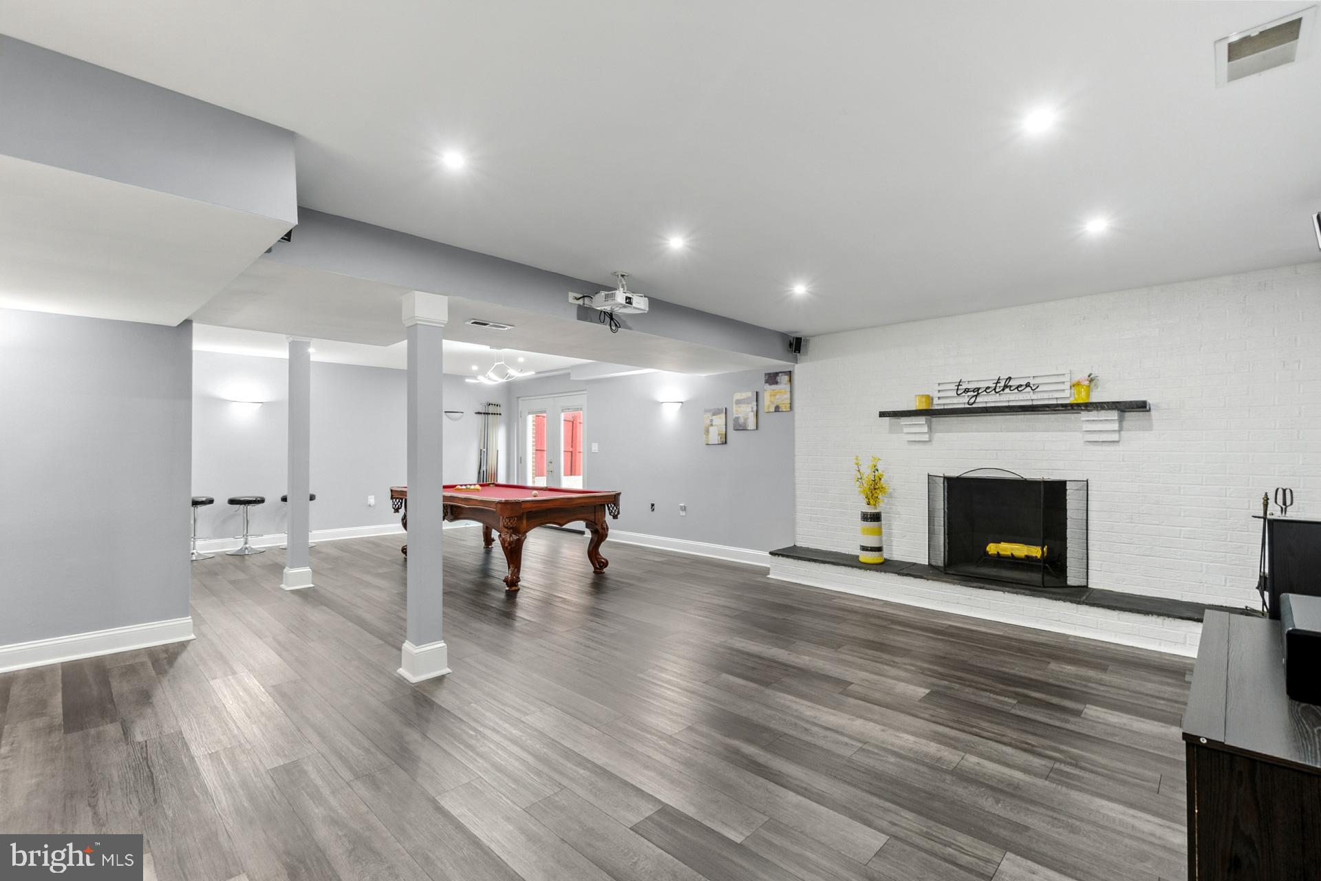 GOSHEN ESTATES - Residential