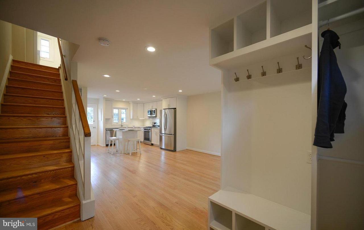 SILVER SPRING - Residential Lease