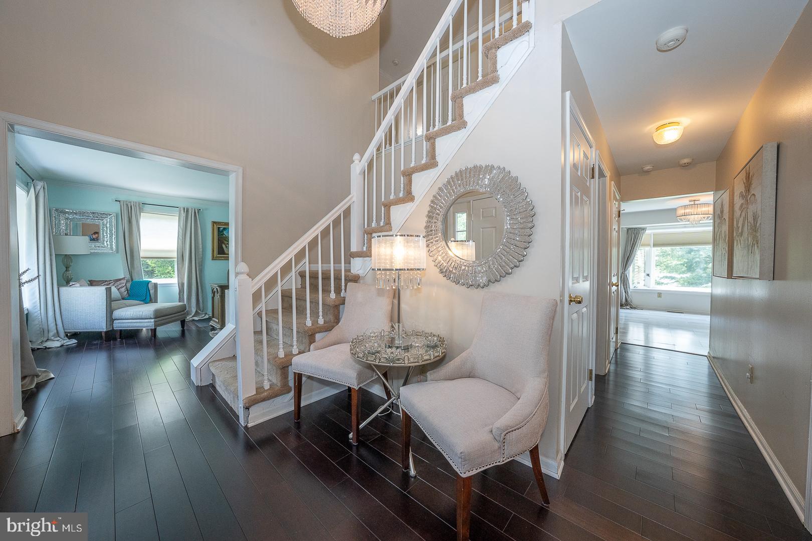 927 CAPITOL CIRCLE
