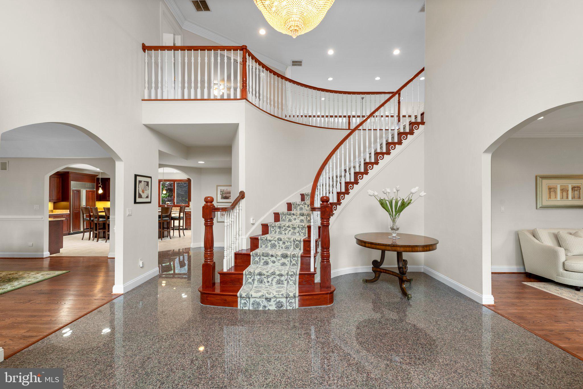 KINGS GIFT - Residential