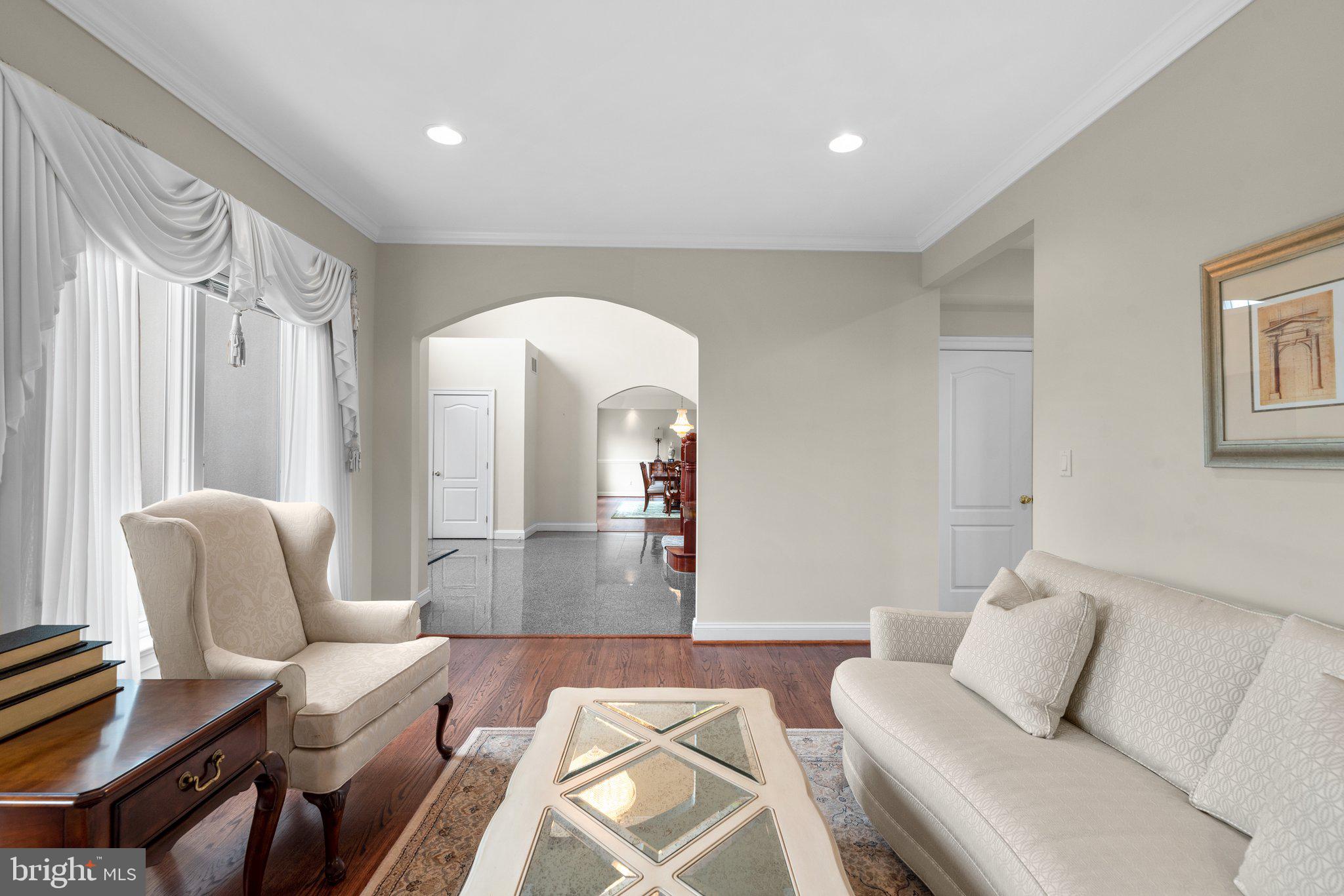 KINGS GIFT - Residential