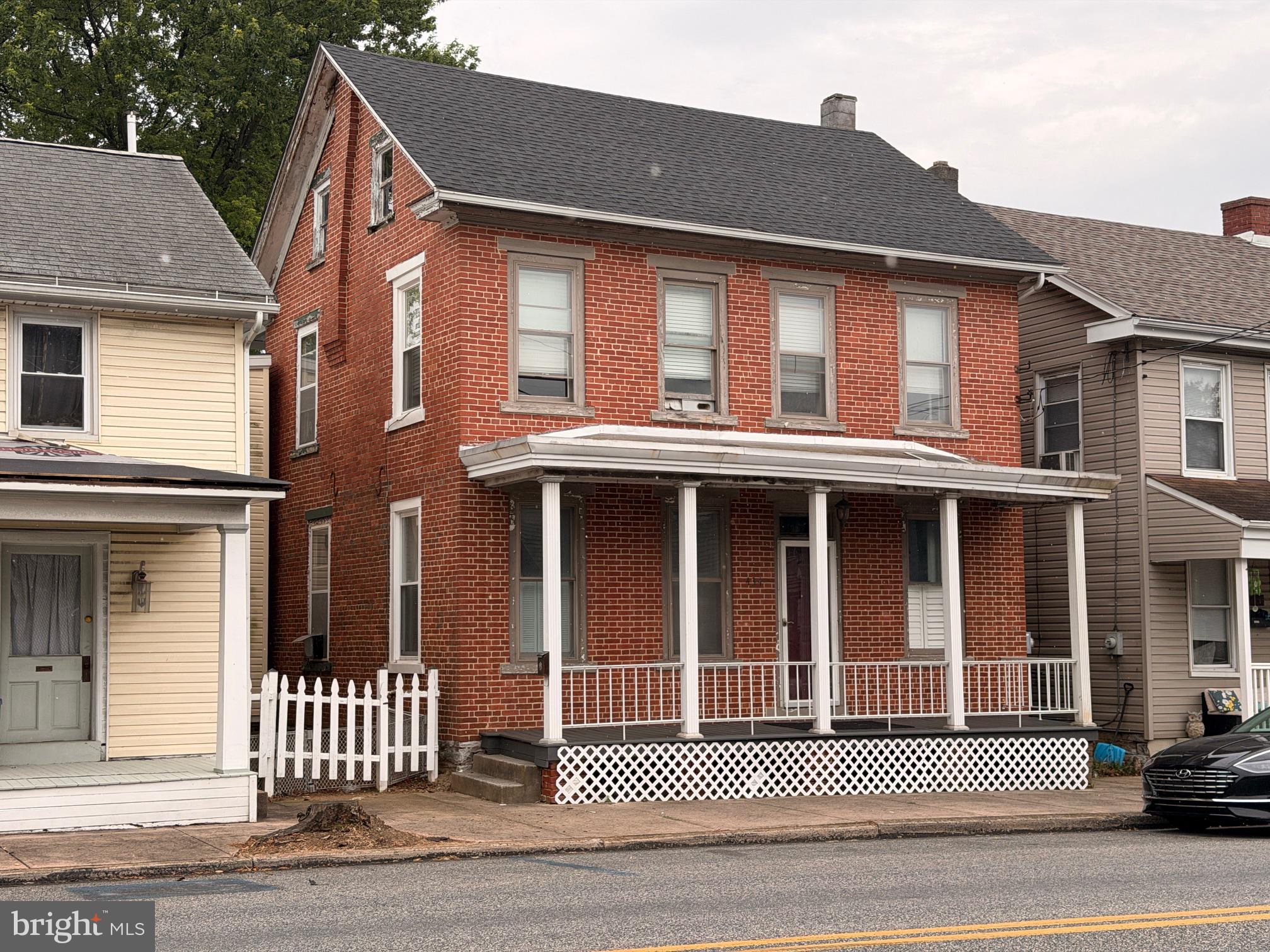 434 W MAIN STREET