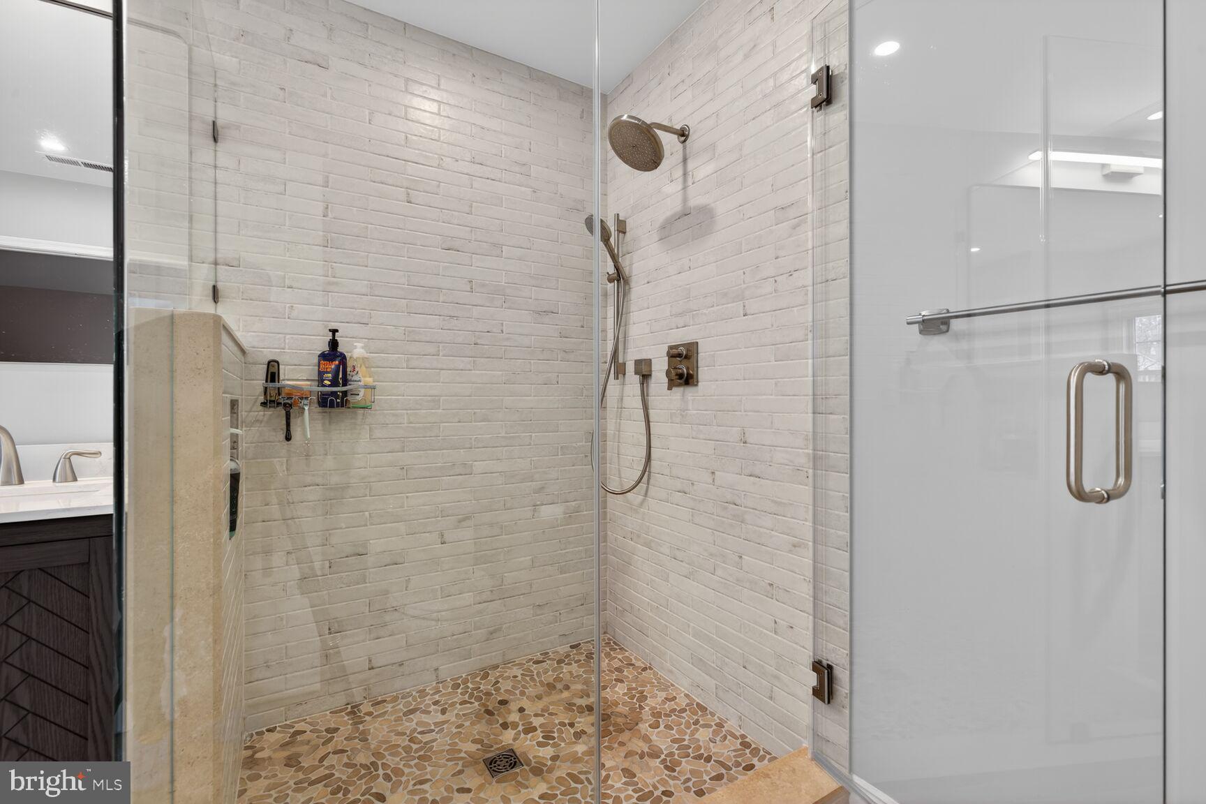 PINEY GLEN VILLAGE - Residential