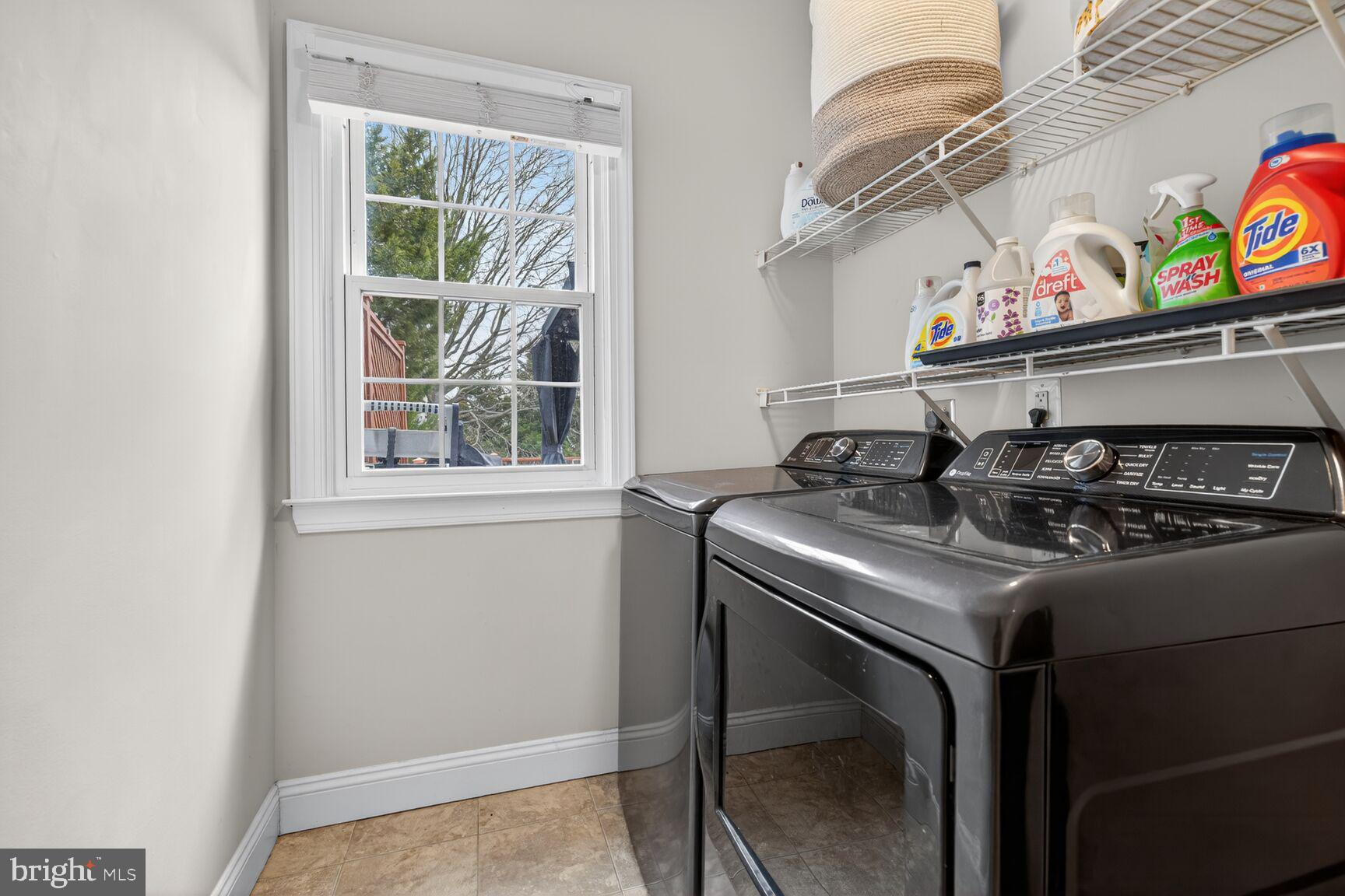 PINEY GLEN VILLAGE - Residential