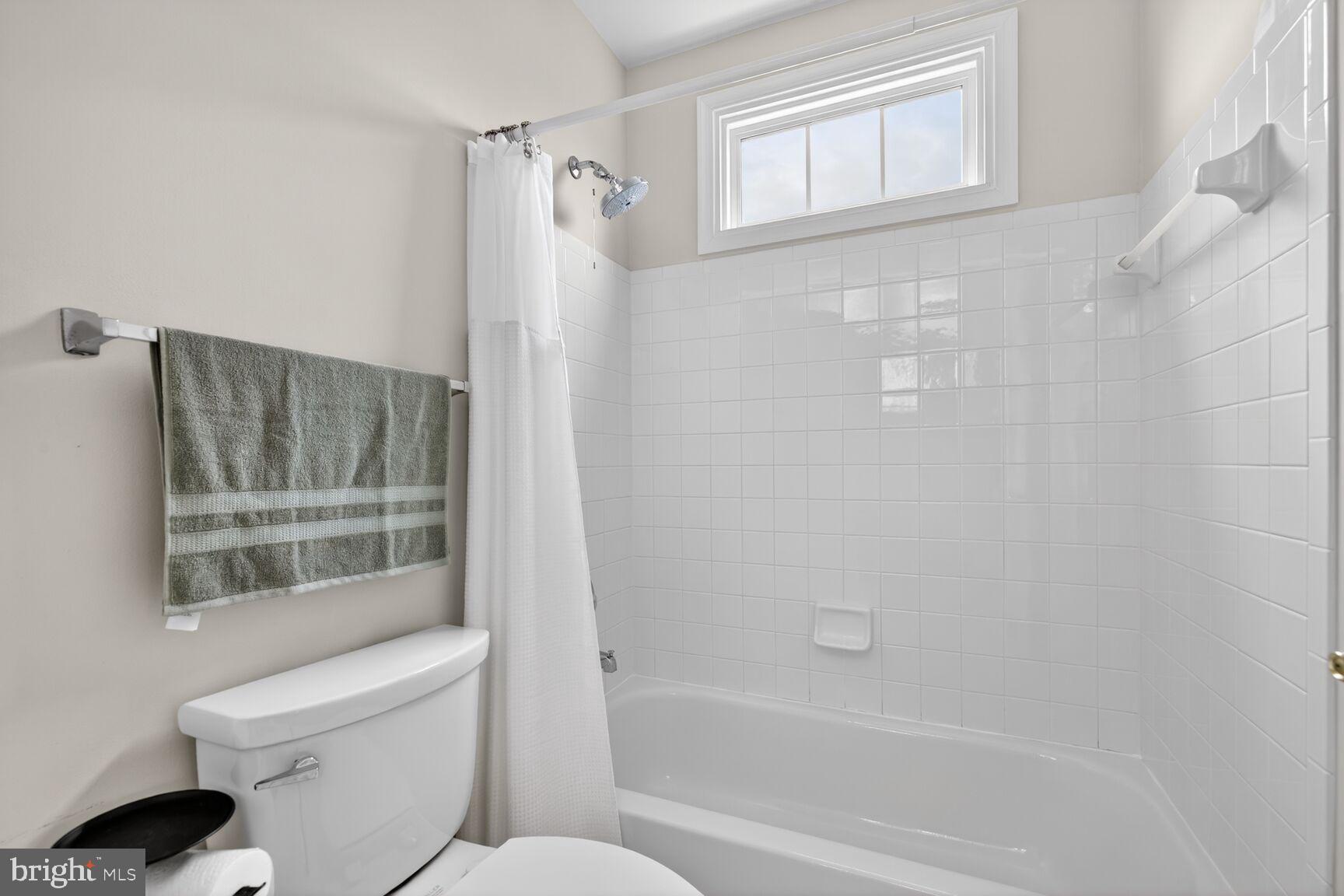 PINEY GLEN VILLAGE - Residential