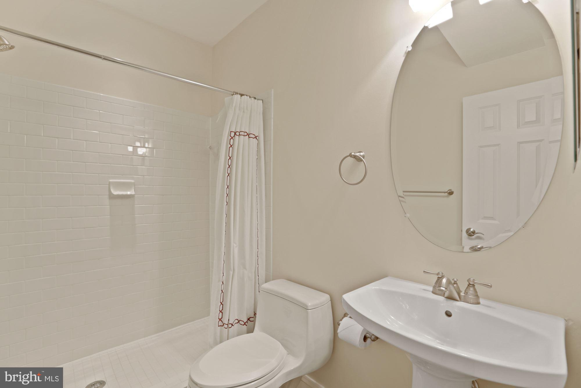 CHESTERBROOK - Residential