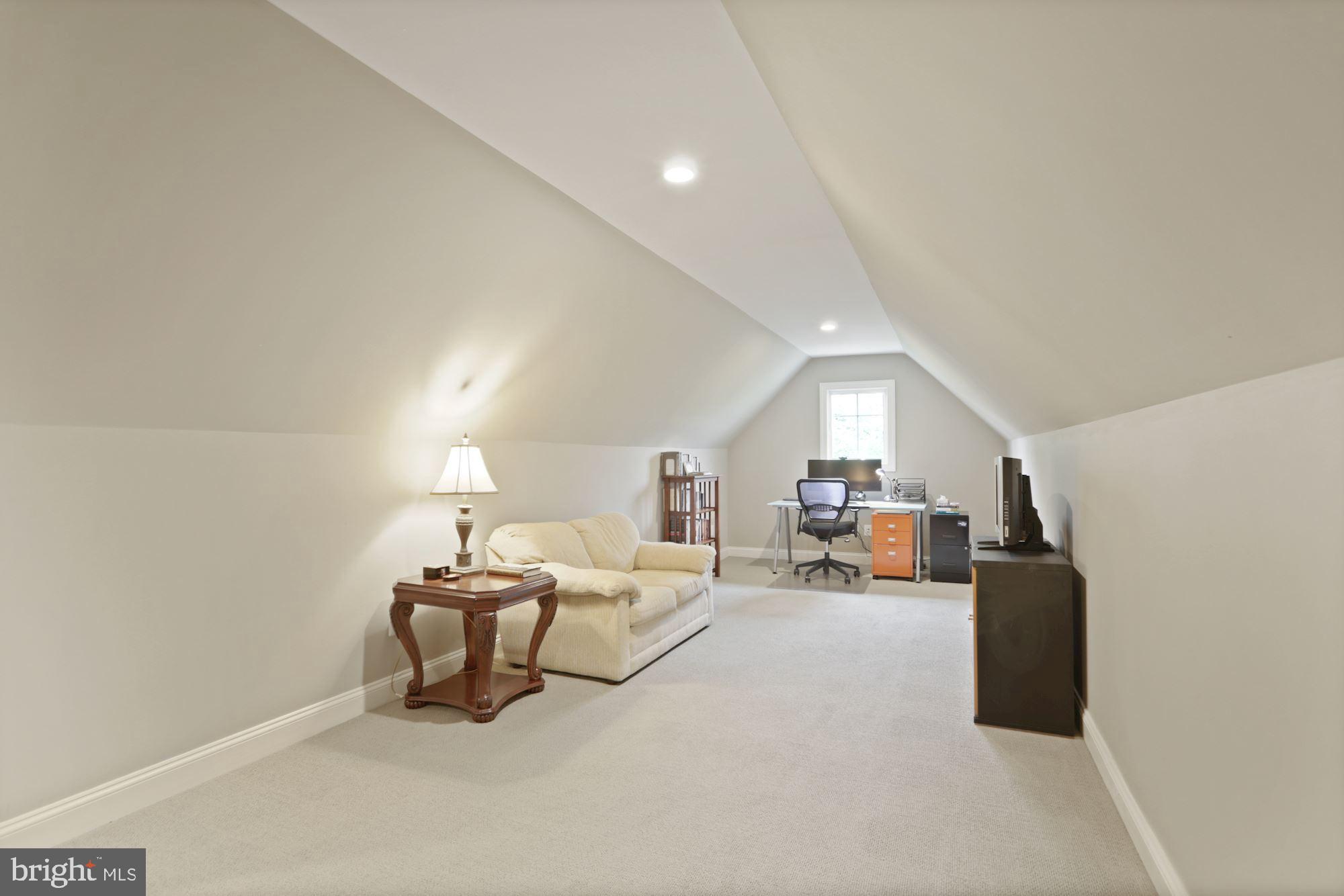 CHESTERBROOK - Residential