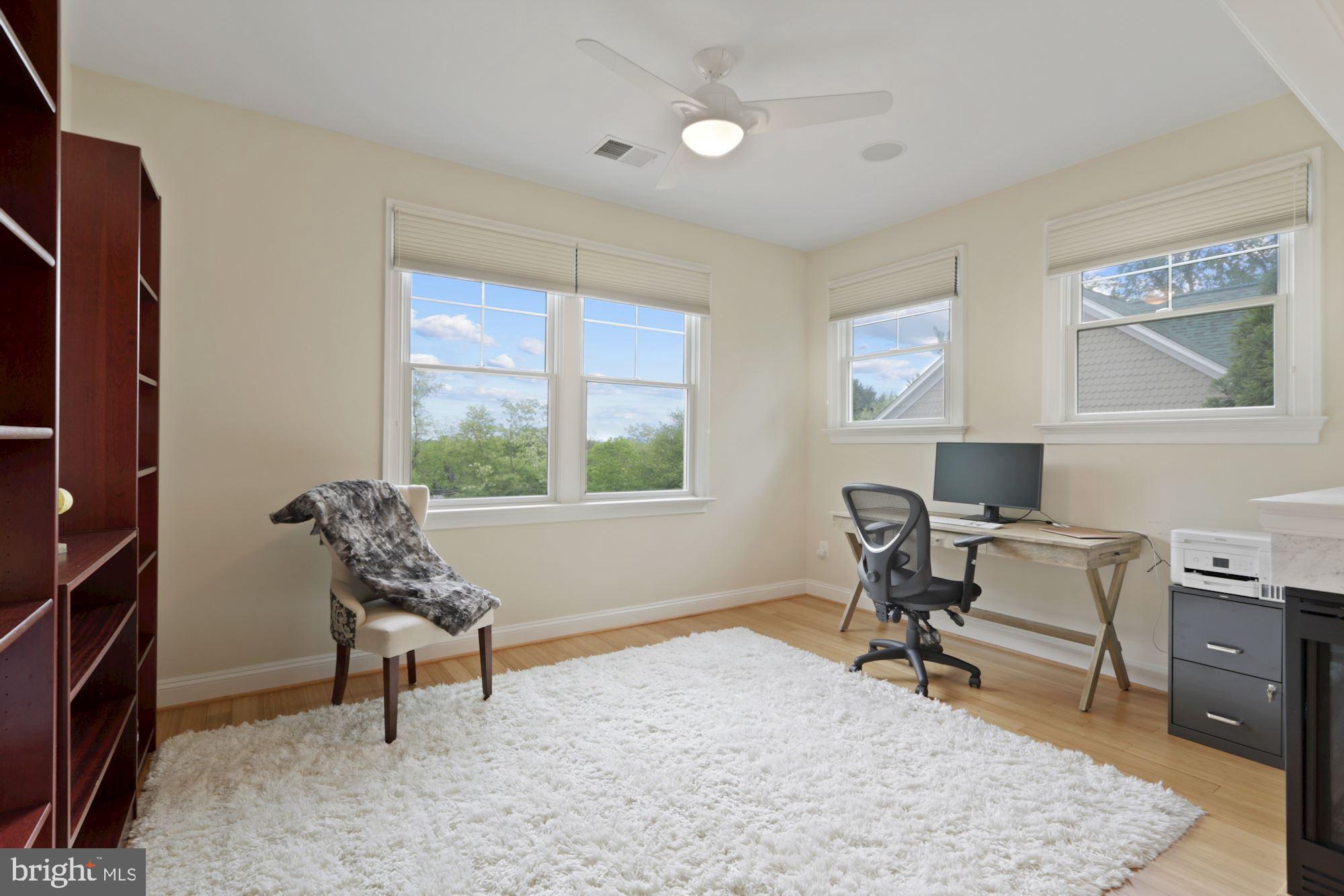 CHESTERBROOK - Residential