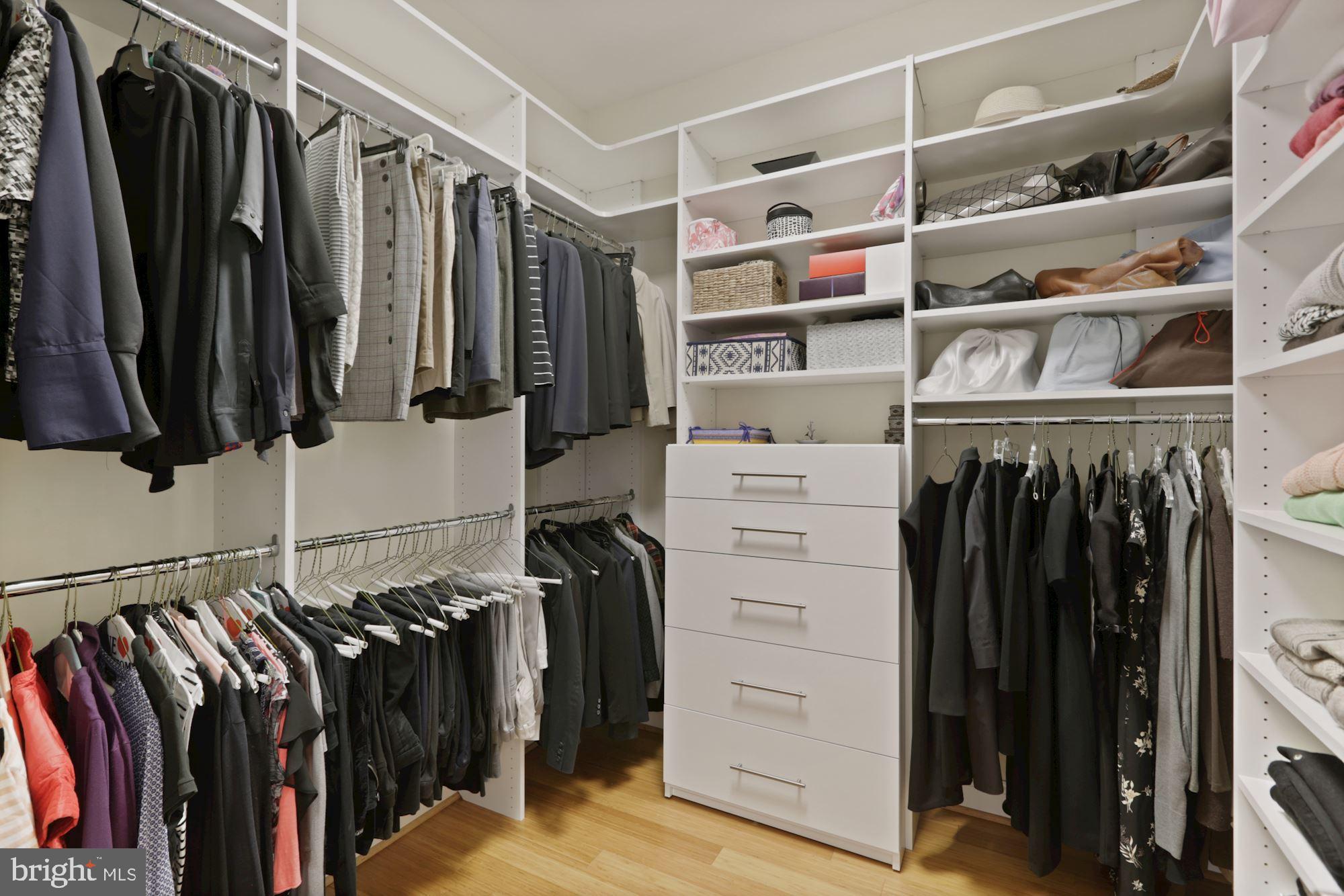 CHESTERBROOK - Residential