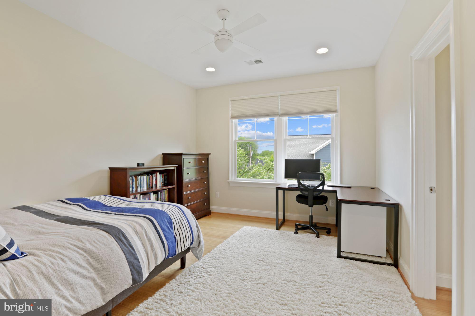 CHESTERBROOK - Residential