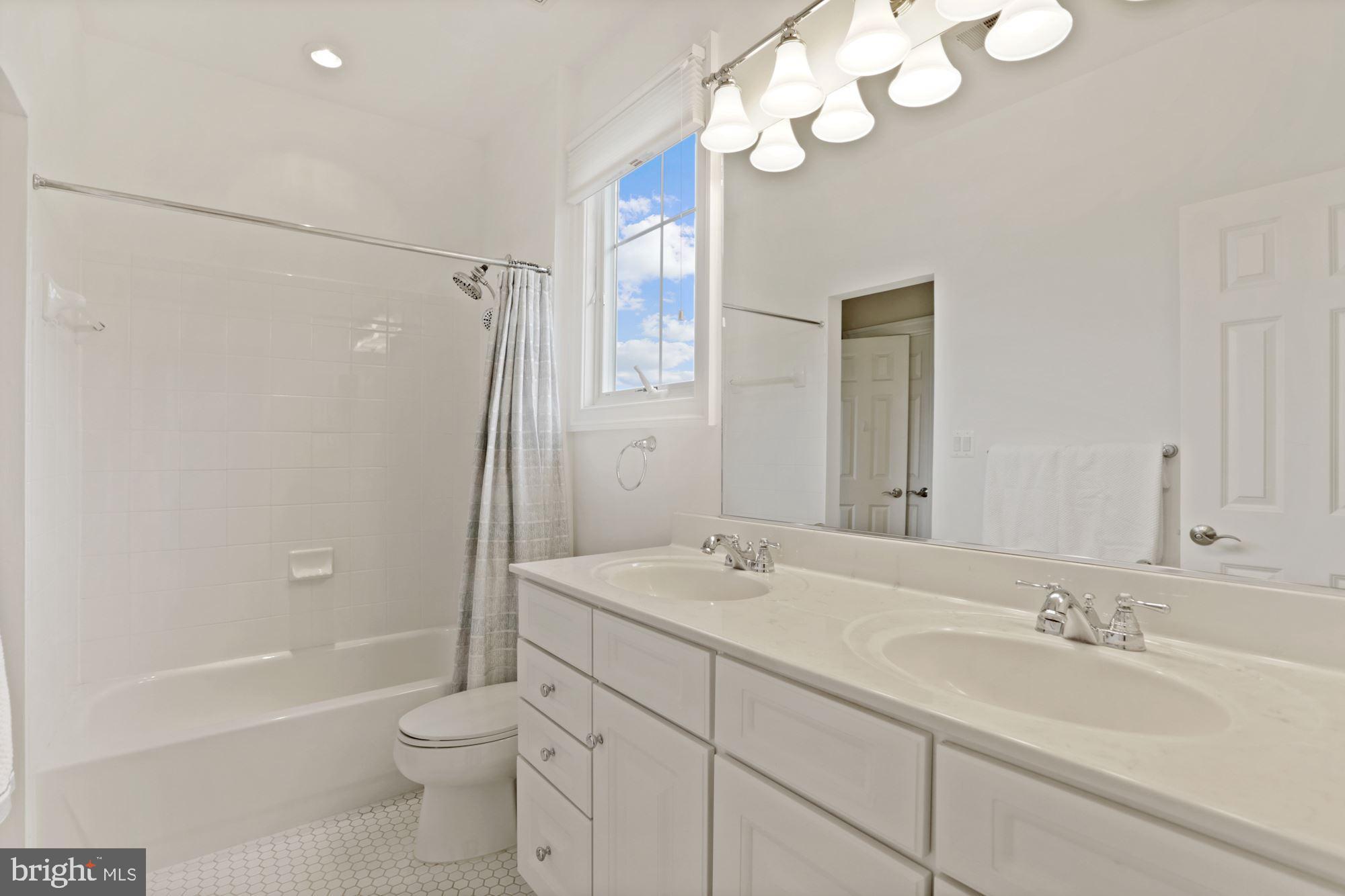 CHESTERBROOK - Residential