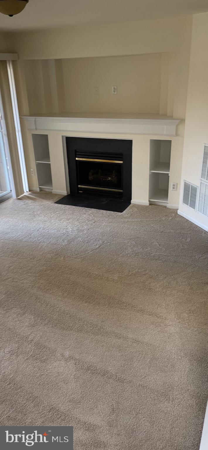 PRINCE WILLIAM COMMONS - Residential Lease