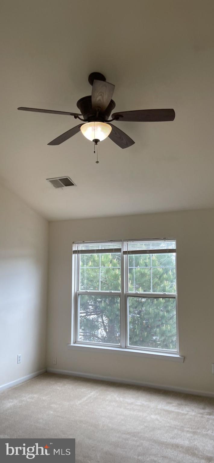 PRINCE WILLIAM COMMONS - Residential Lease