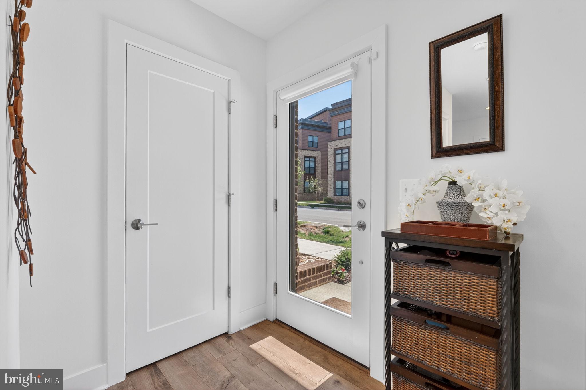 TOWER OAKS - Residential
