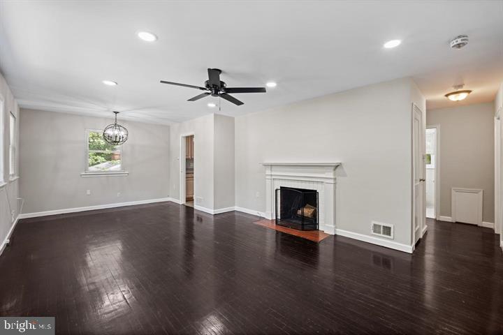 121 WHITMOOR TERRACE