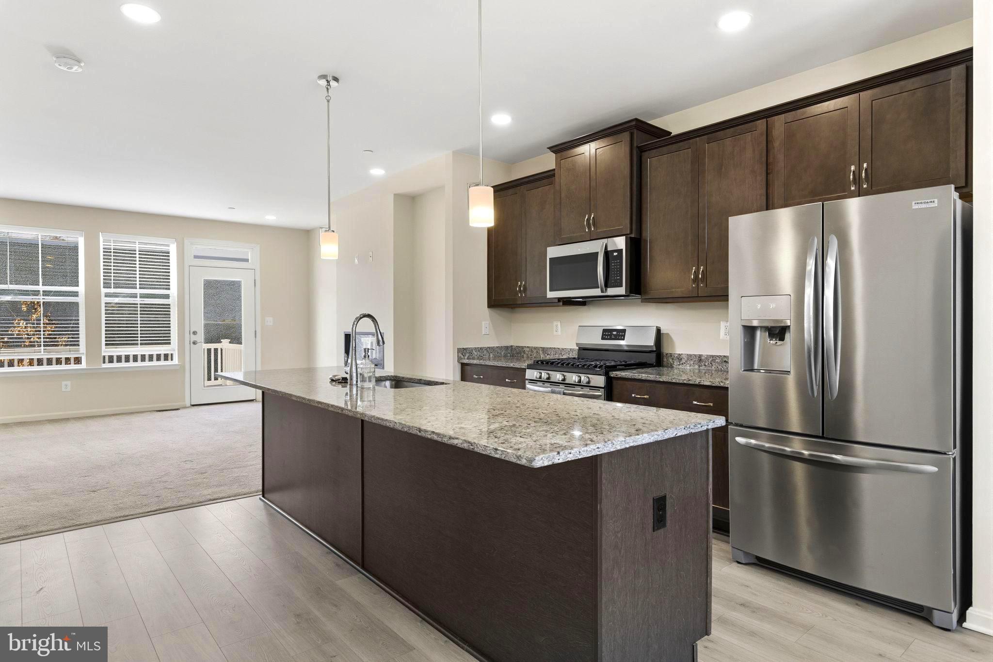 ROSEDALE - Residential