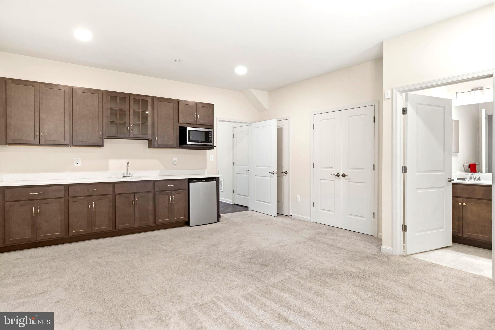 ROSEDALE - Residential