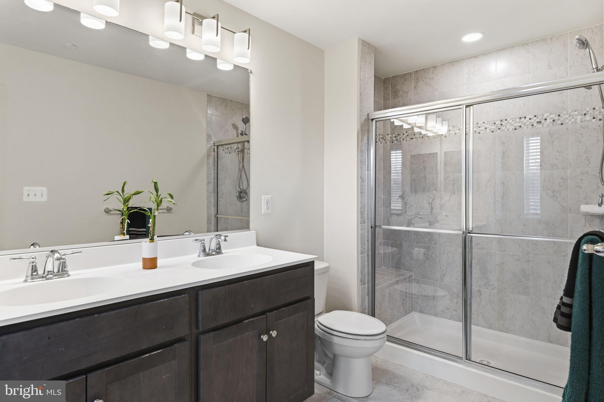 ROSEDALE - Residential