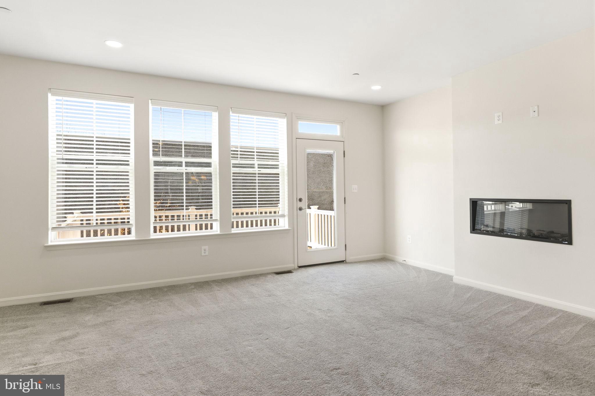 ROSEDALE - Residential