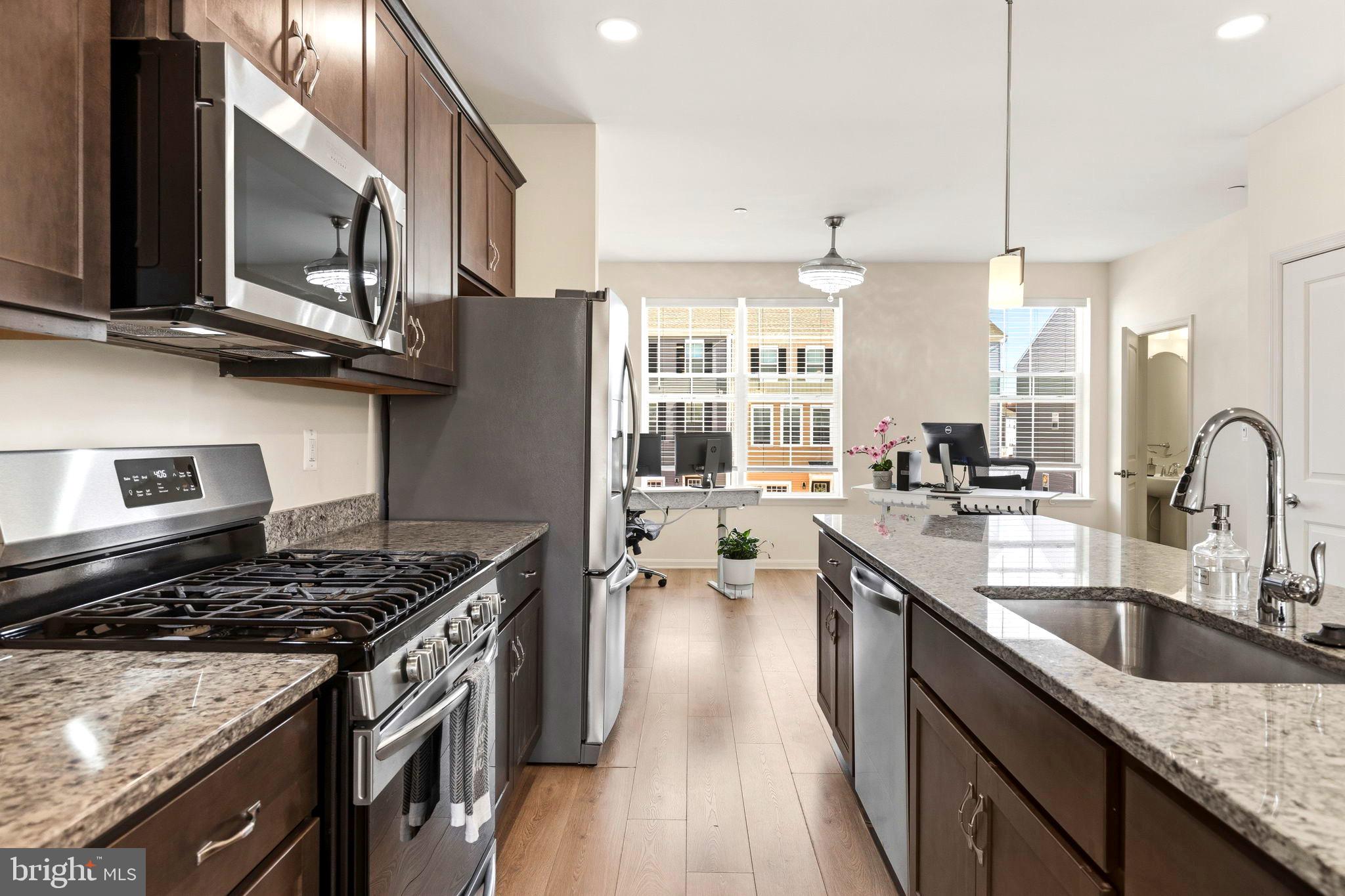 ROSEDALE - Residential