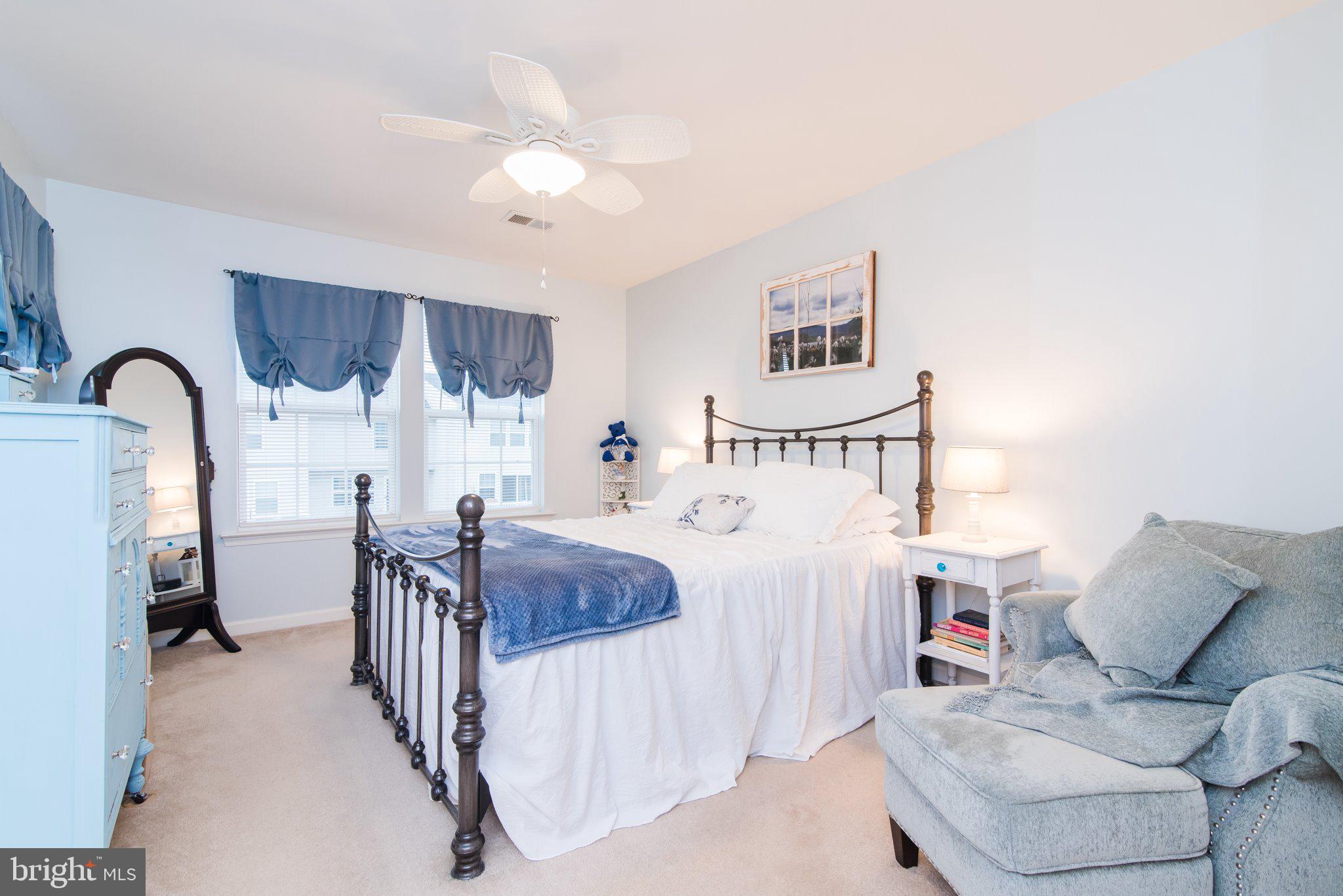 LAKELAND PLACE - Residential