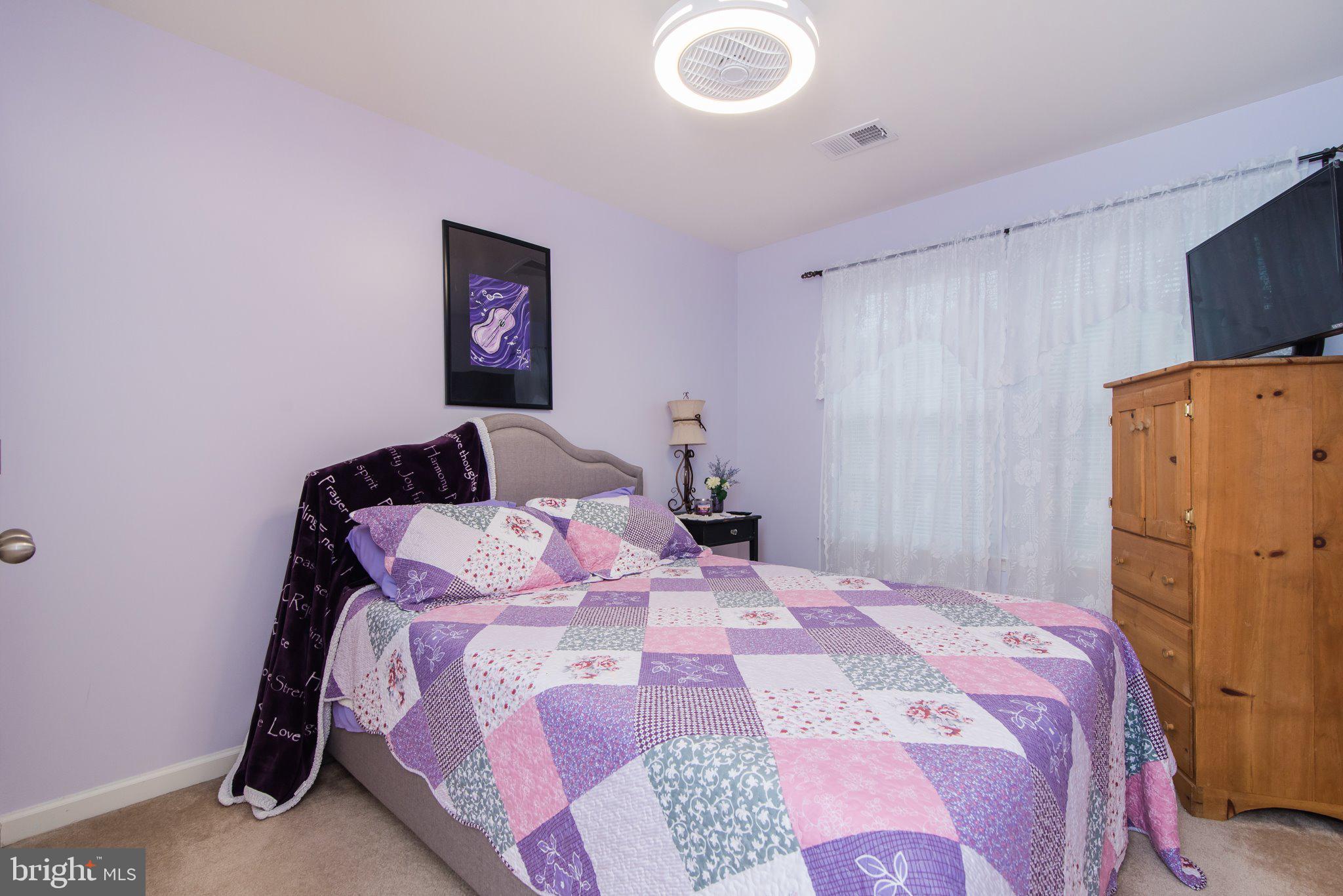 LAKELAND PLACE - Residential