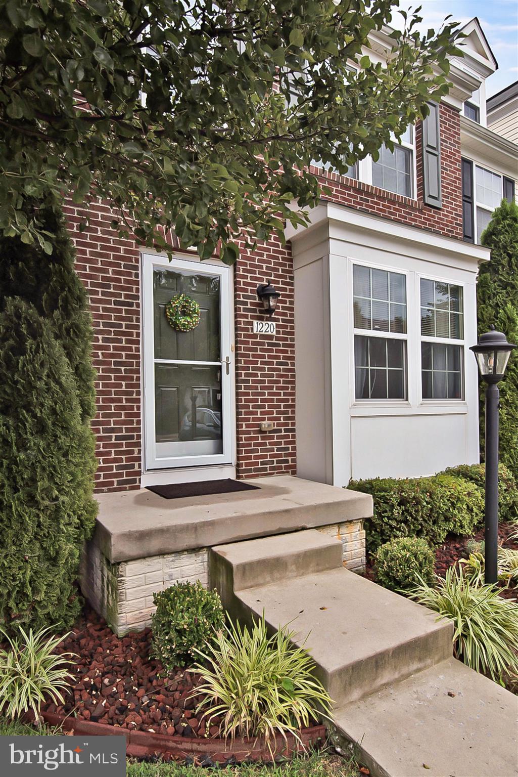 LAKELAND PLACE - Residential