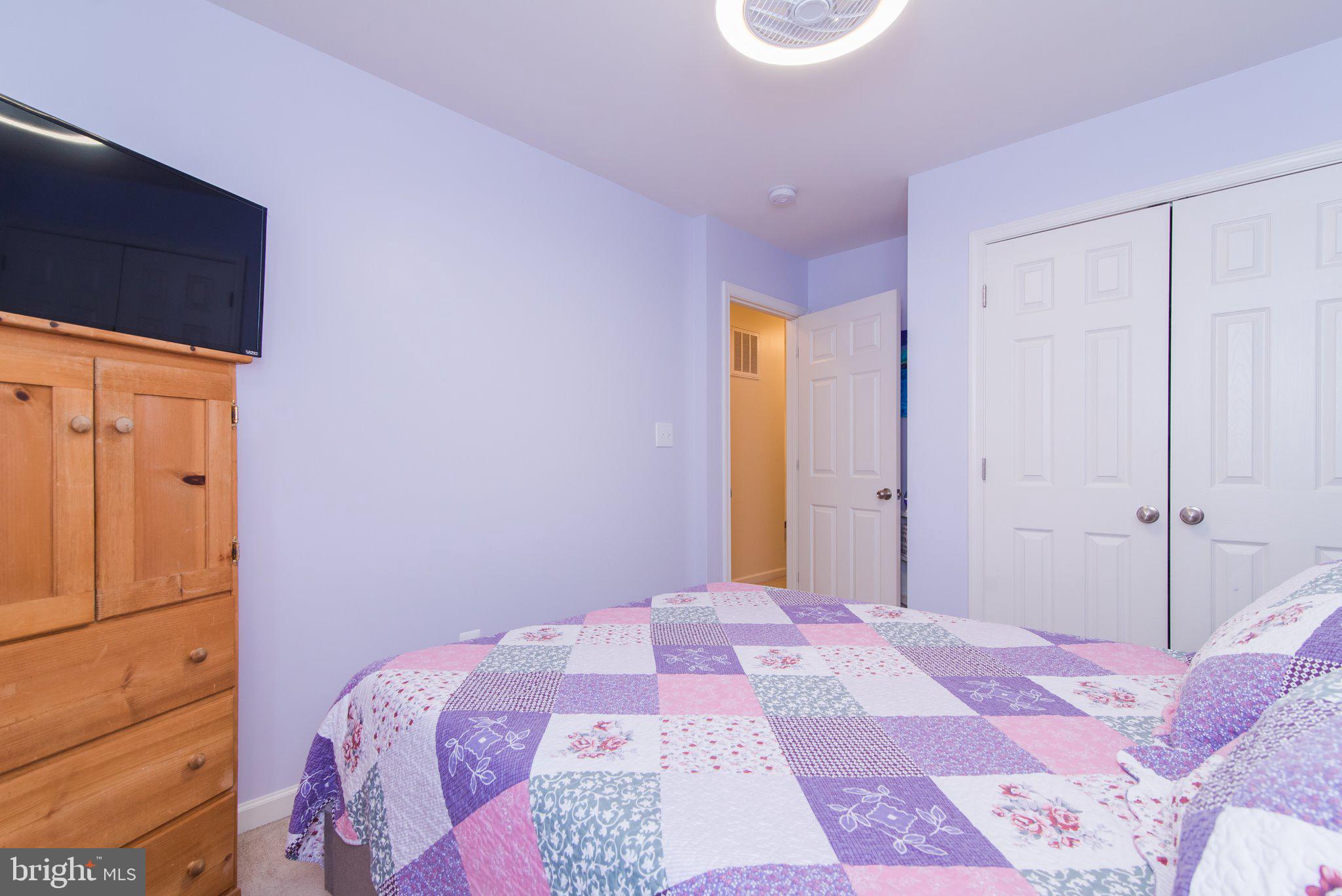 LAKELAND PLACE - Residential