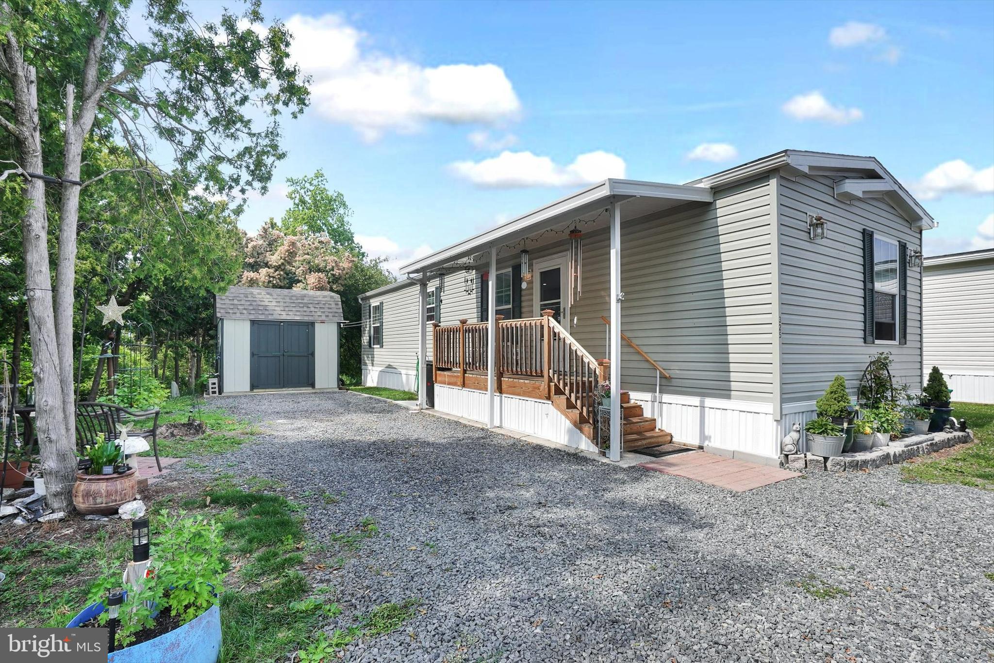 325 BORDIC ROAD