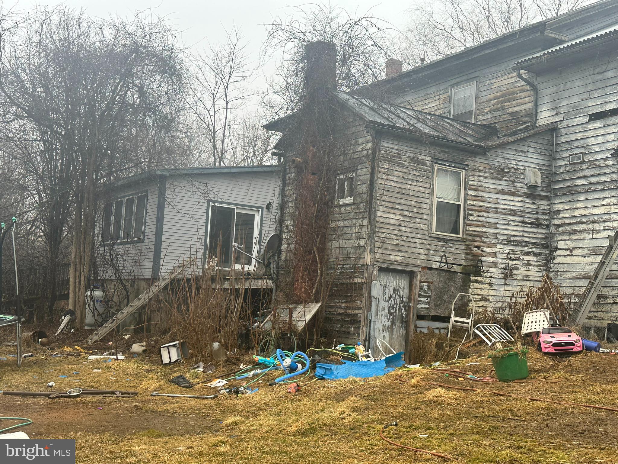 165 SCHOOLHOUSE ROAD