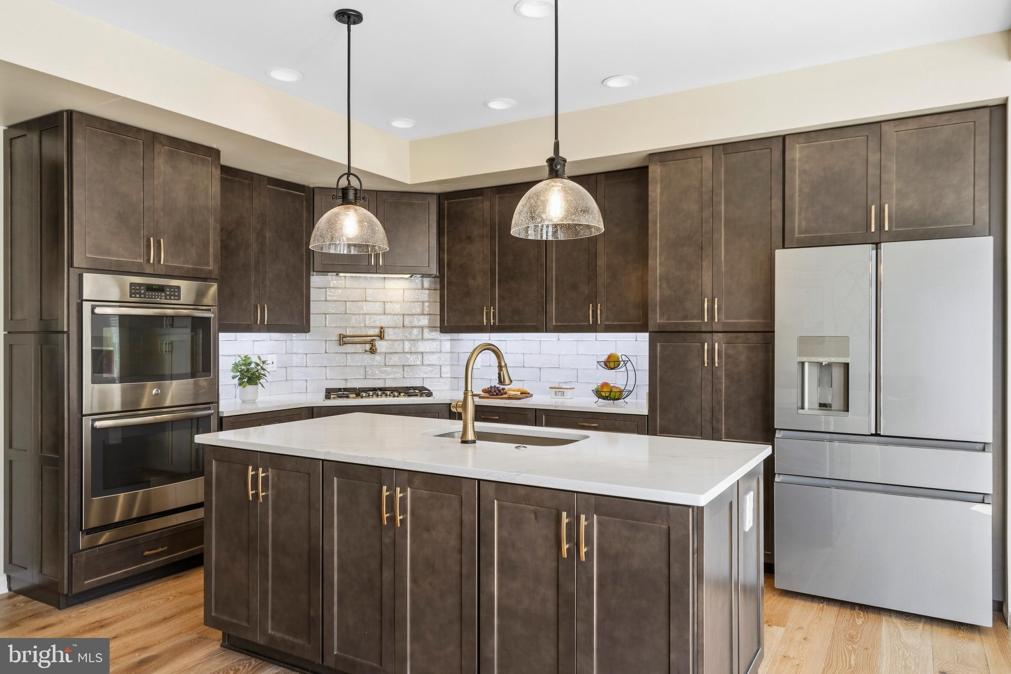 BRAMBLETON LANDBAY - Residential