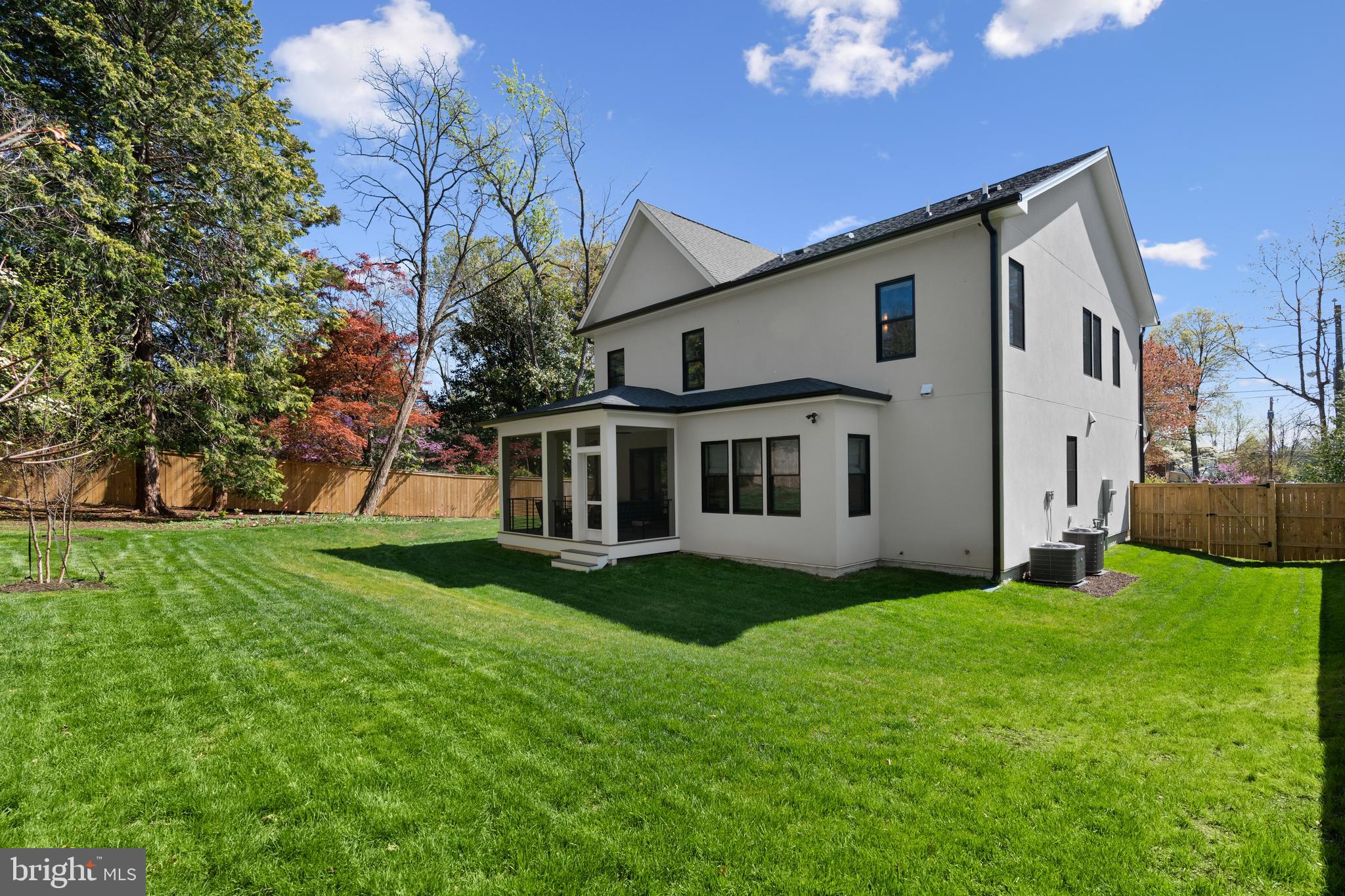 BUFFALO PARK - Residential