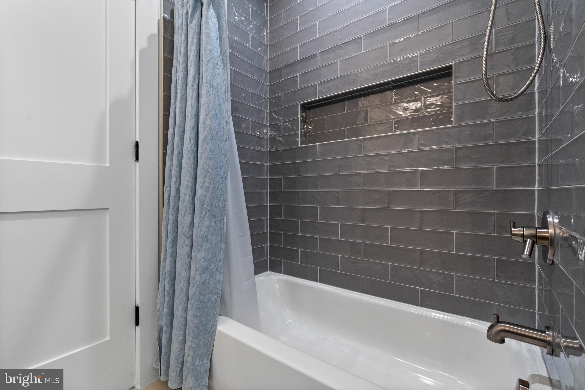 BUFFALO PARK - Residential