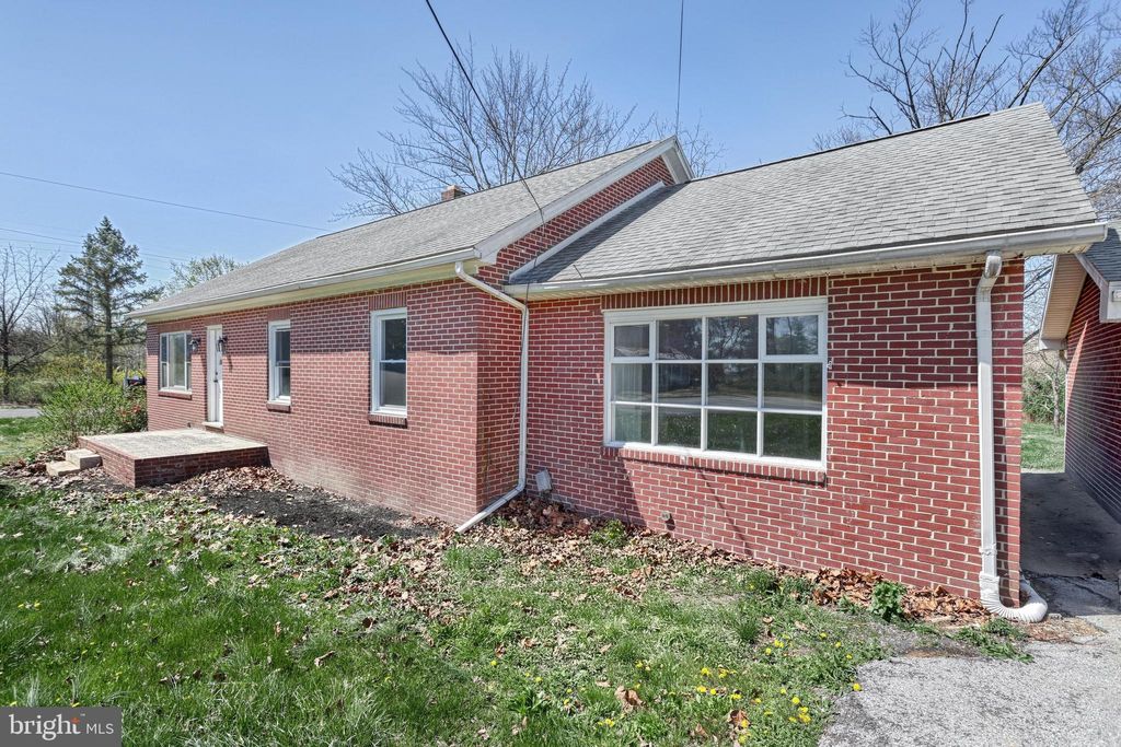 Photo of 35 Herrs Ridge Road, GETTYSBURG, PA 17325 (MLS # PAAD2017642)