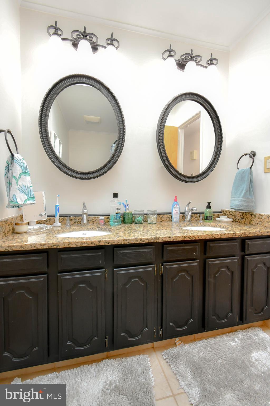 HERITAGE WOODS - Residential