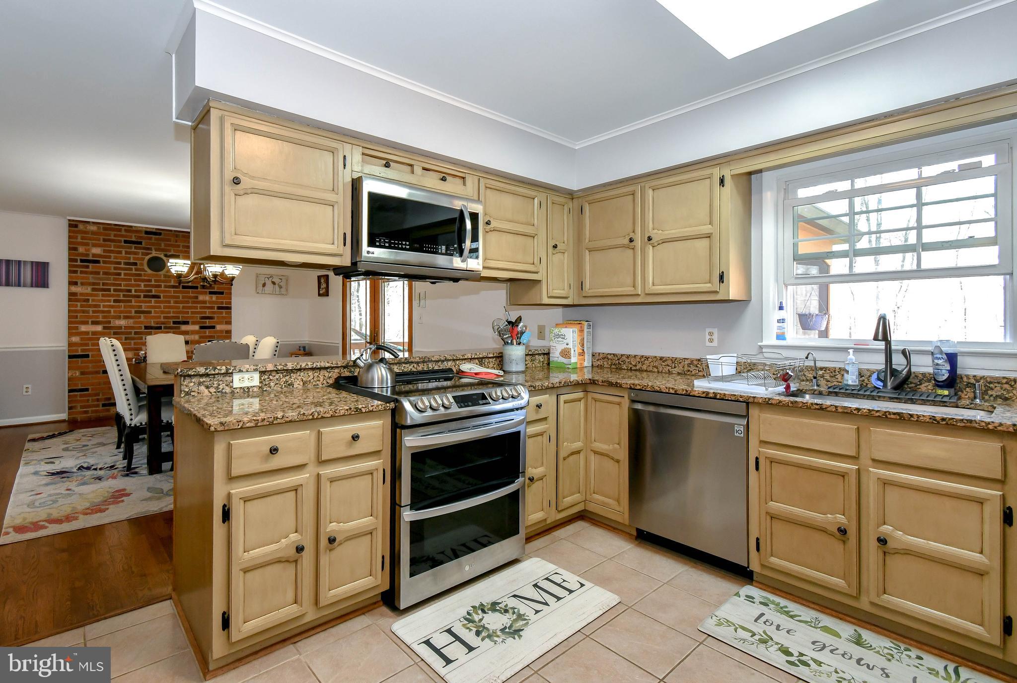 HERITAGE WOODS - Residential