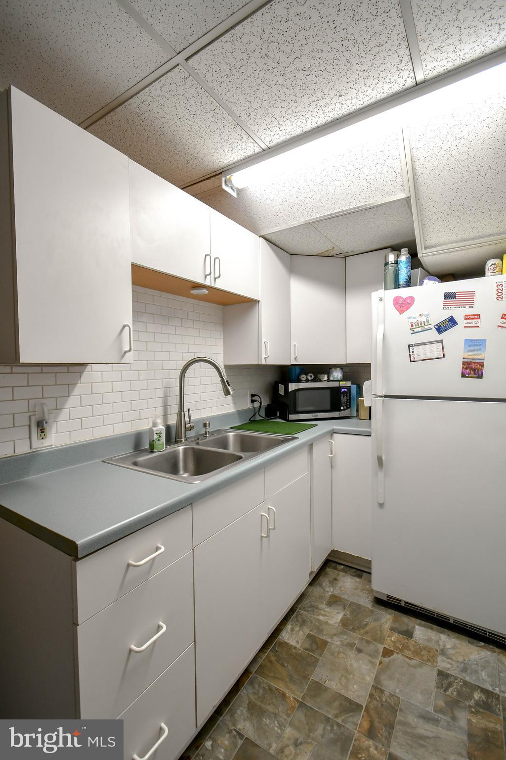 HERITAGE WOODS - Residential