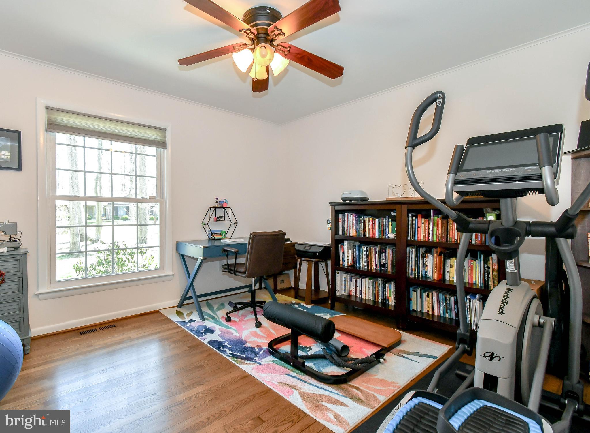 HERITAGE WOODS - Residential