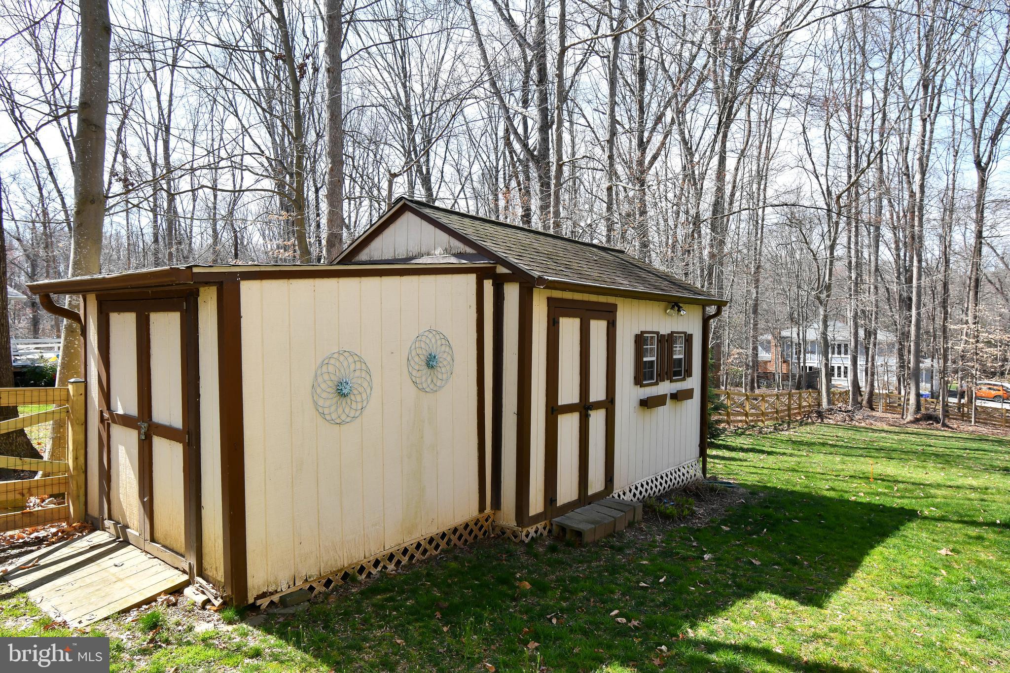 HERITAGE WOODS - Residential