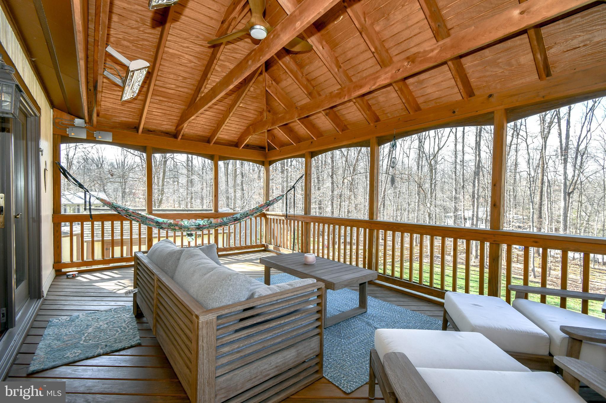 HERITAGE WOODS - Residential