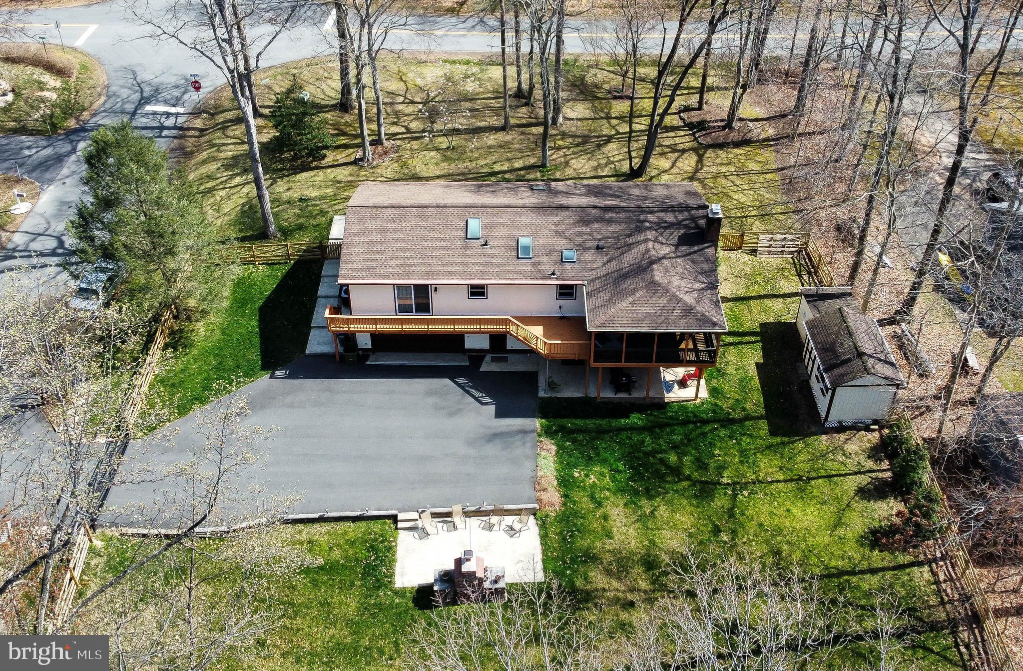 HERITAGE WOODS - Residential