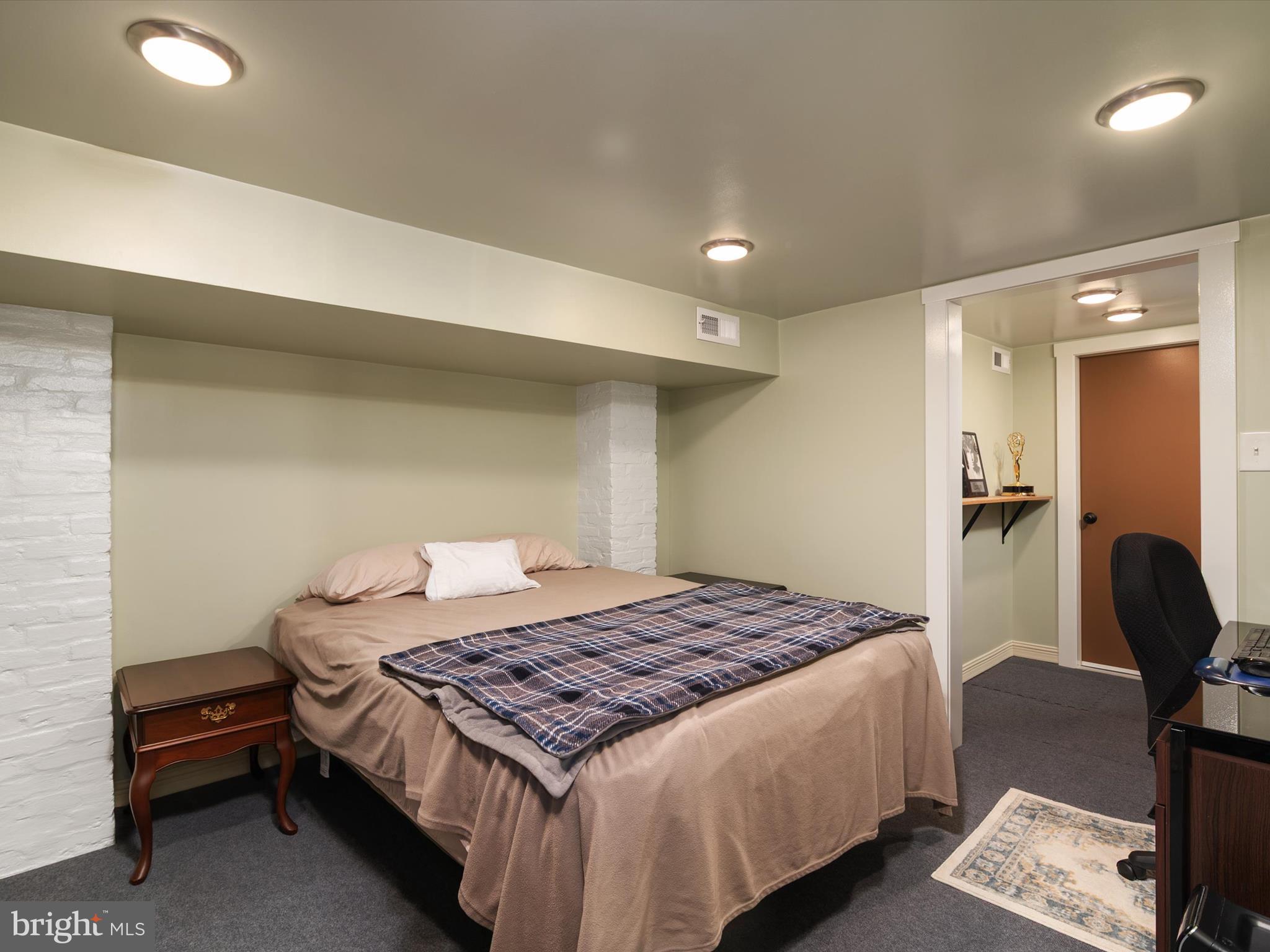 VIOLETVILLE - Residential