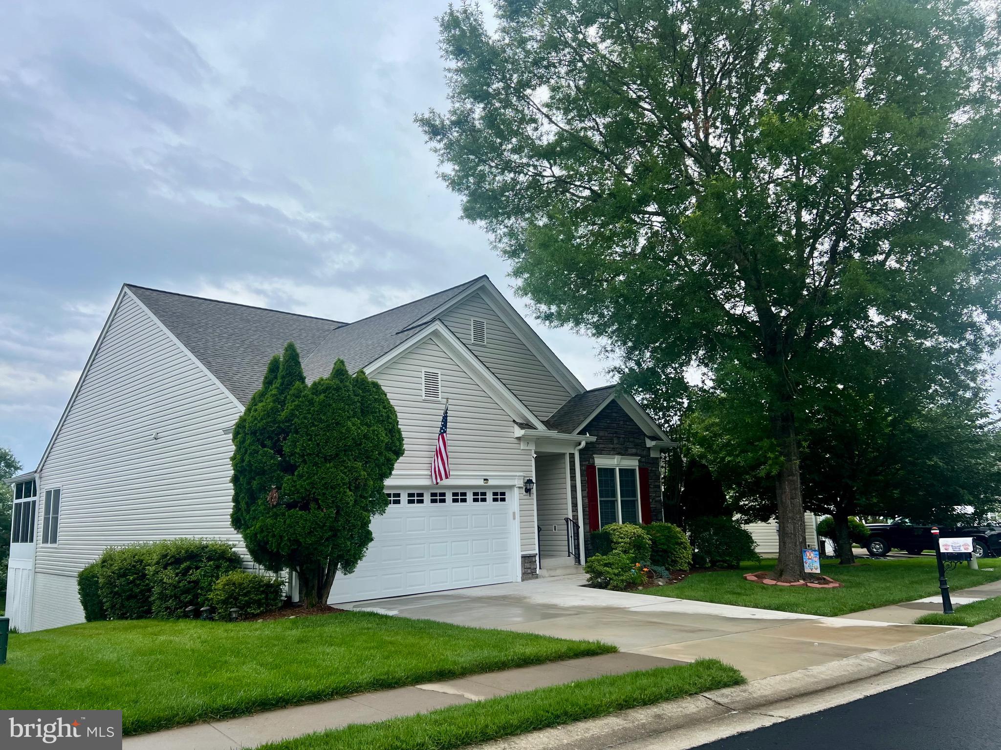 7 COVINGTON DRIVE