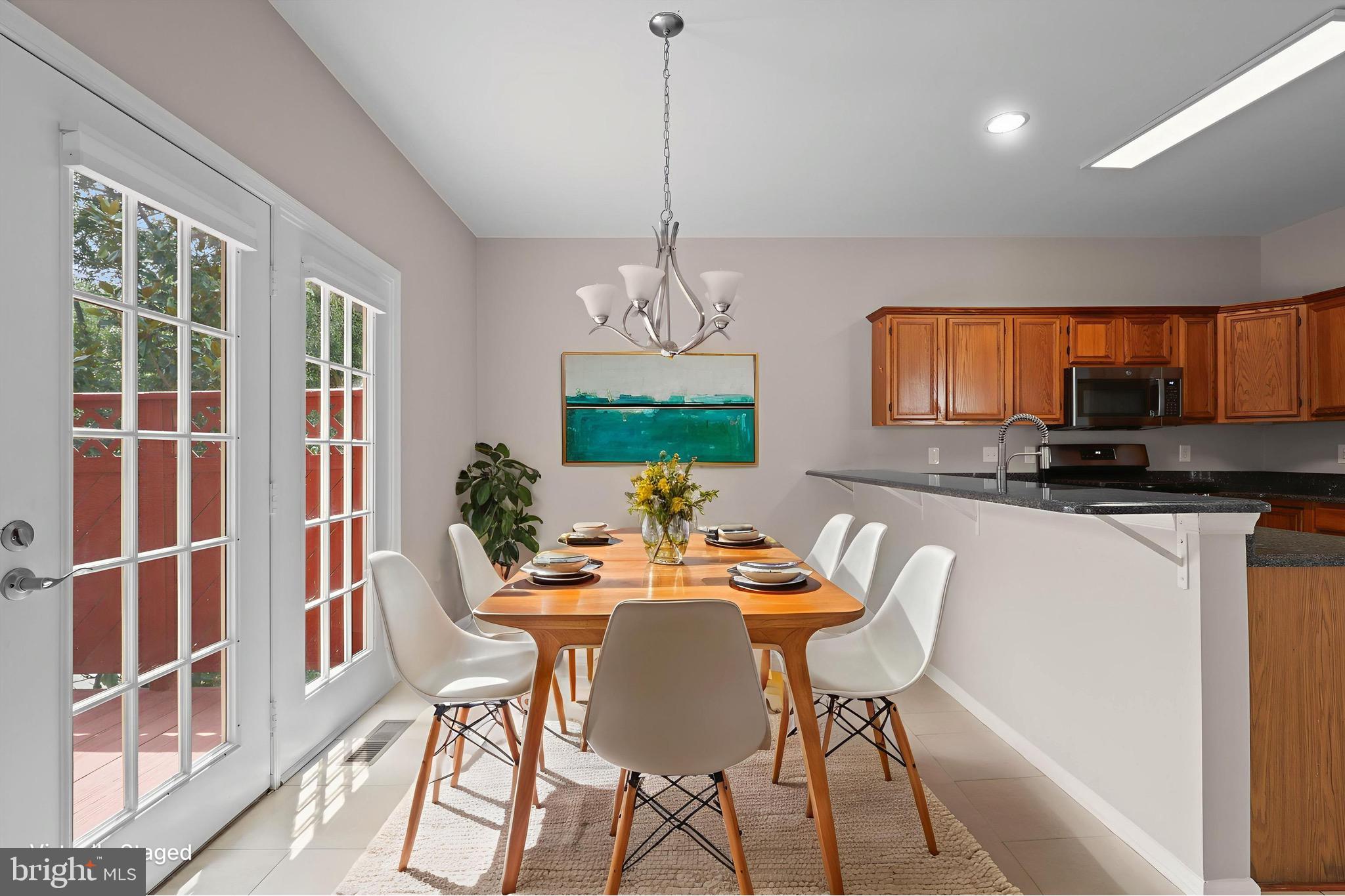 KINGSTOWNE - Residential