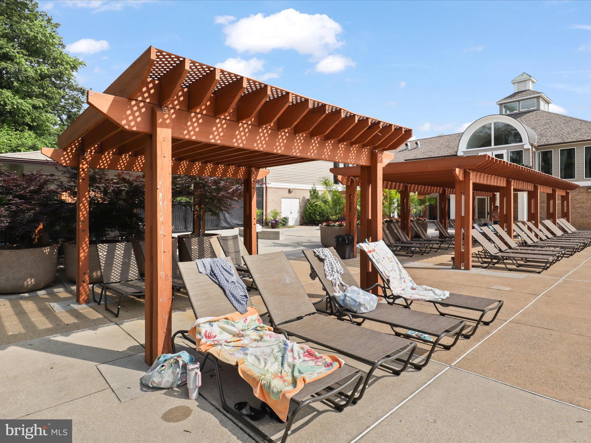 KINGSTOWNE - Residential